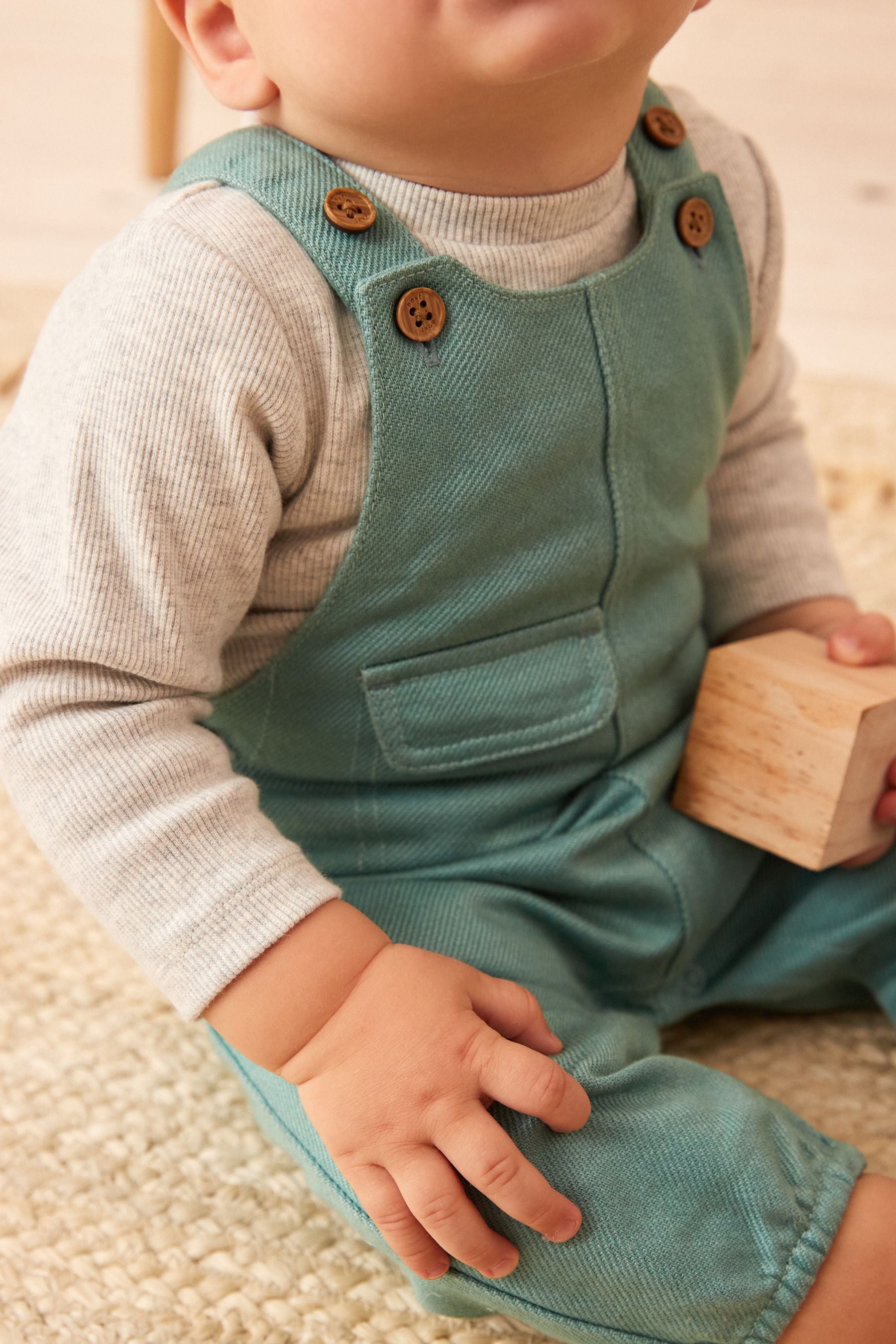 Teal Blue Baby Dungarees And Bodysuit Set (0mths-2yrs)