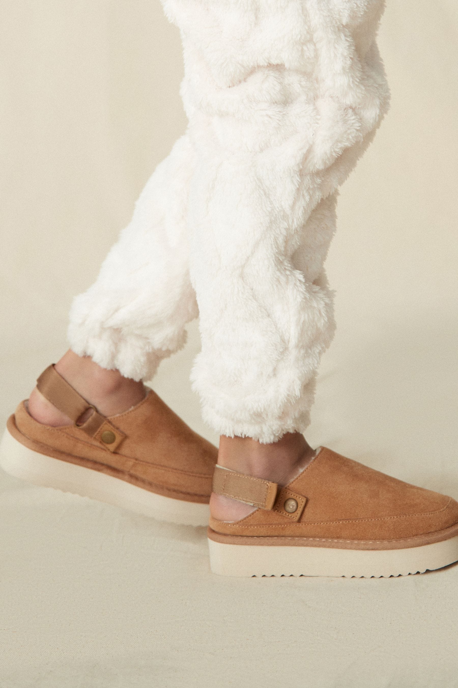 Tan Brown Faux Fur Lined Platform Ankle Strap Slippers