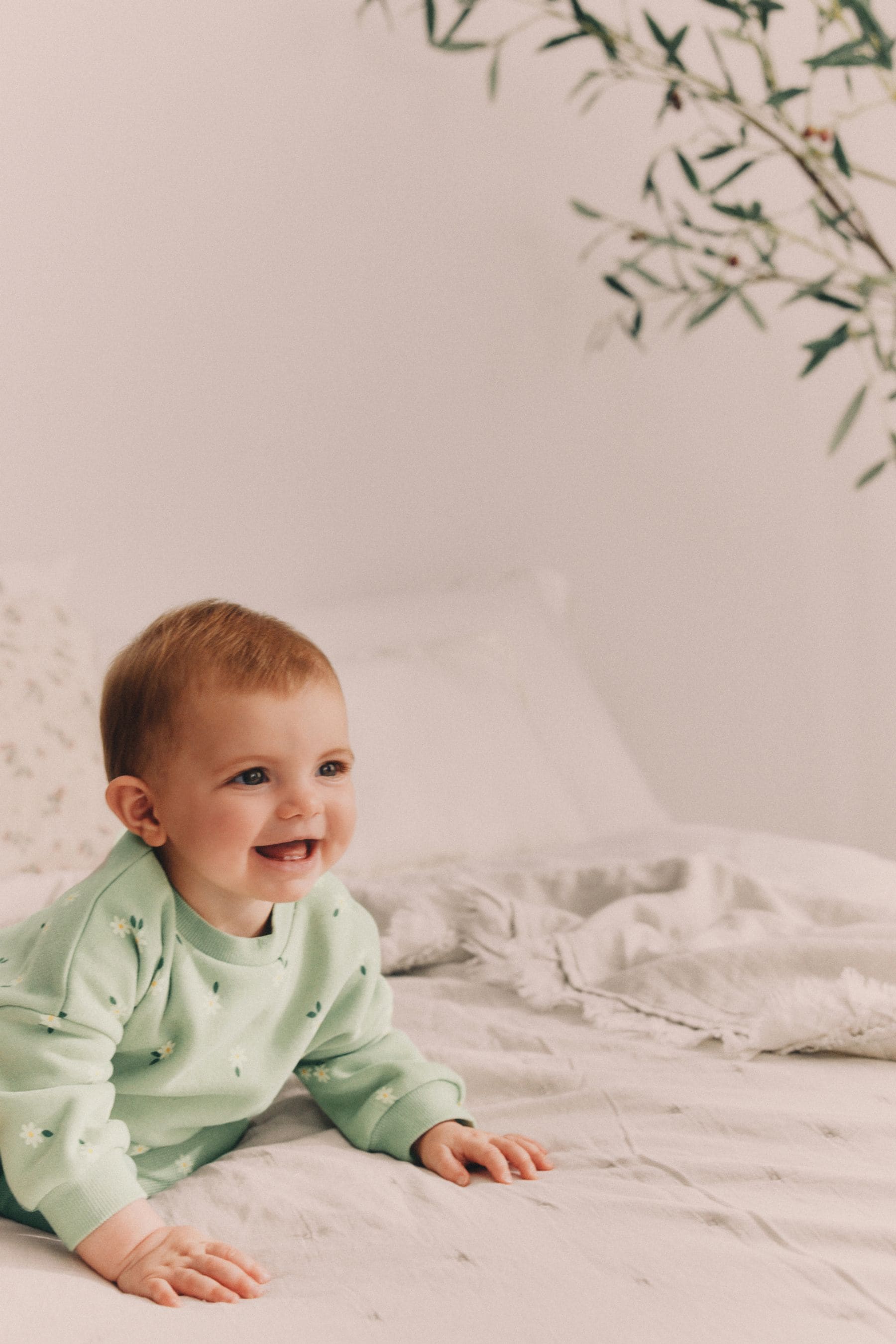 Green Daisy Print Baby Sweat Top And Leggings Set