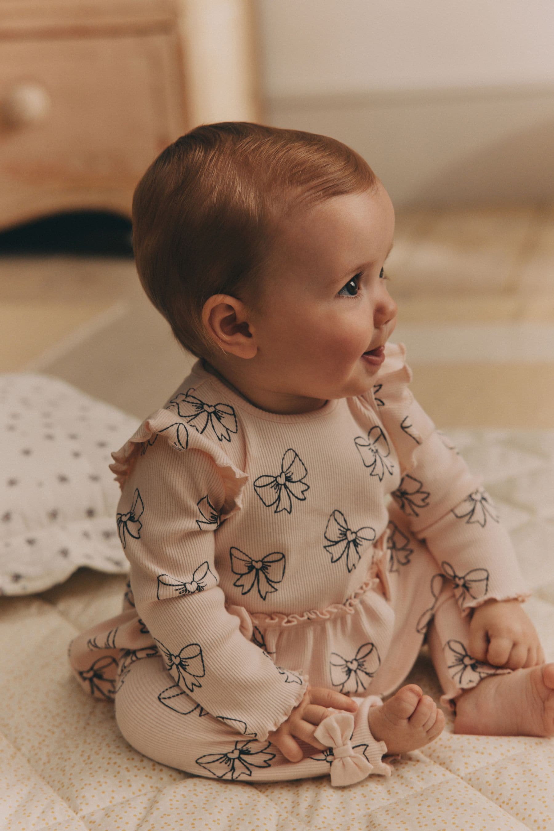 Pink Bow Print Baby Long Sleeve Frill Top And Leggings Set