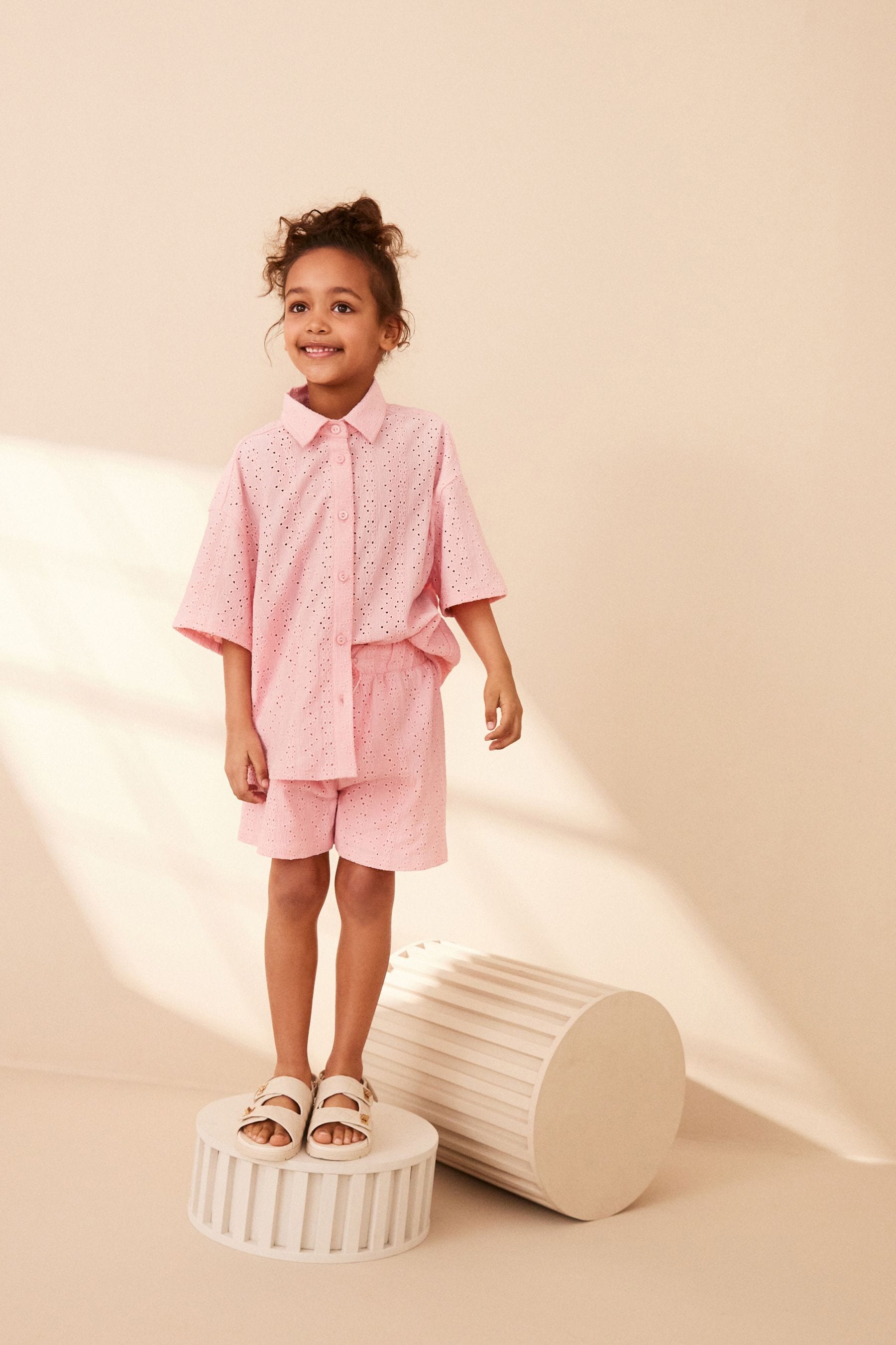 Pink Oversized Textured Shirt And Shorts Set (3-16yrs) (3-16yrs)