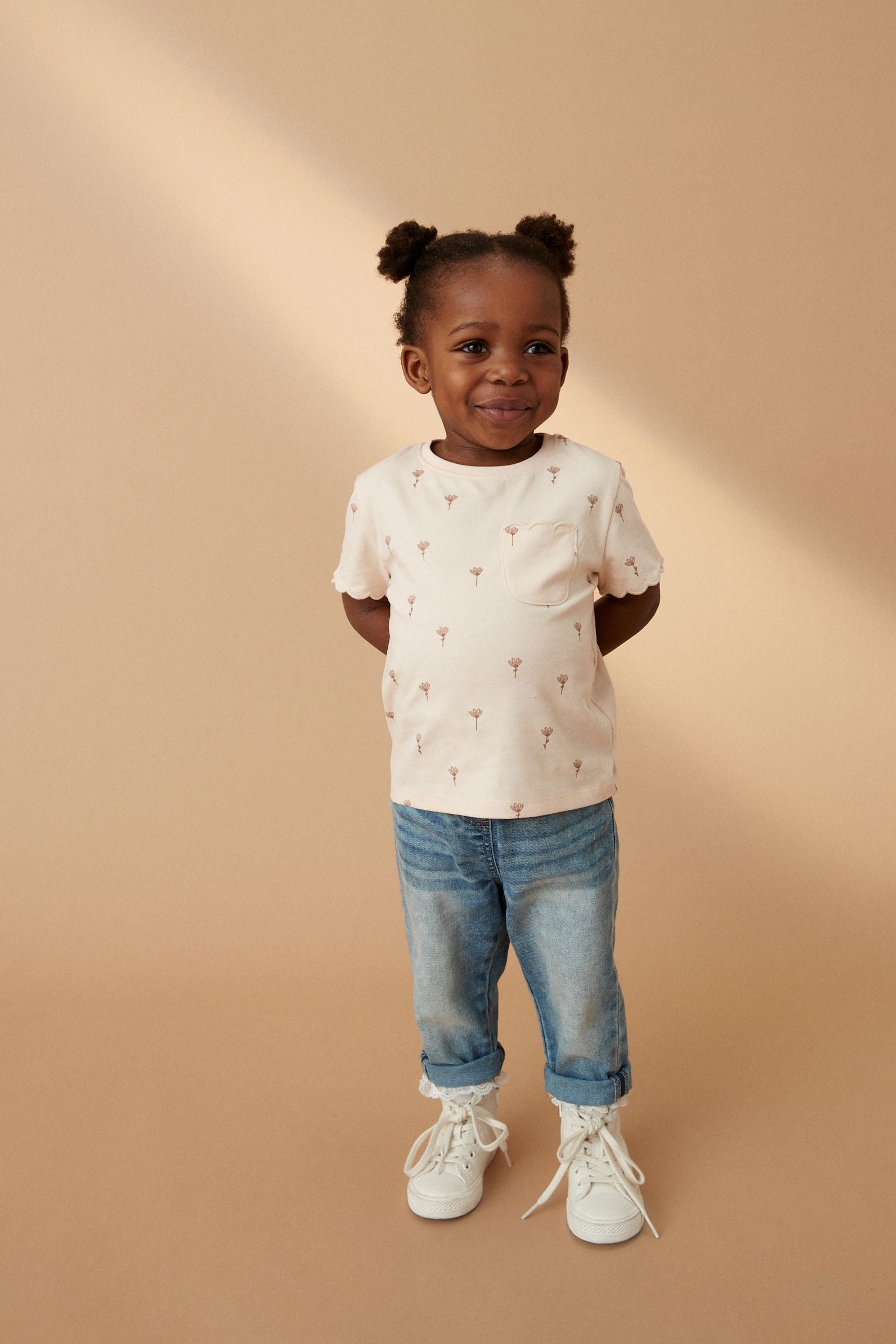 Pale Pink Short Sleeve Scallop 100% Cotton T-Shirt (3mths-7yrs)