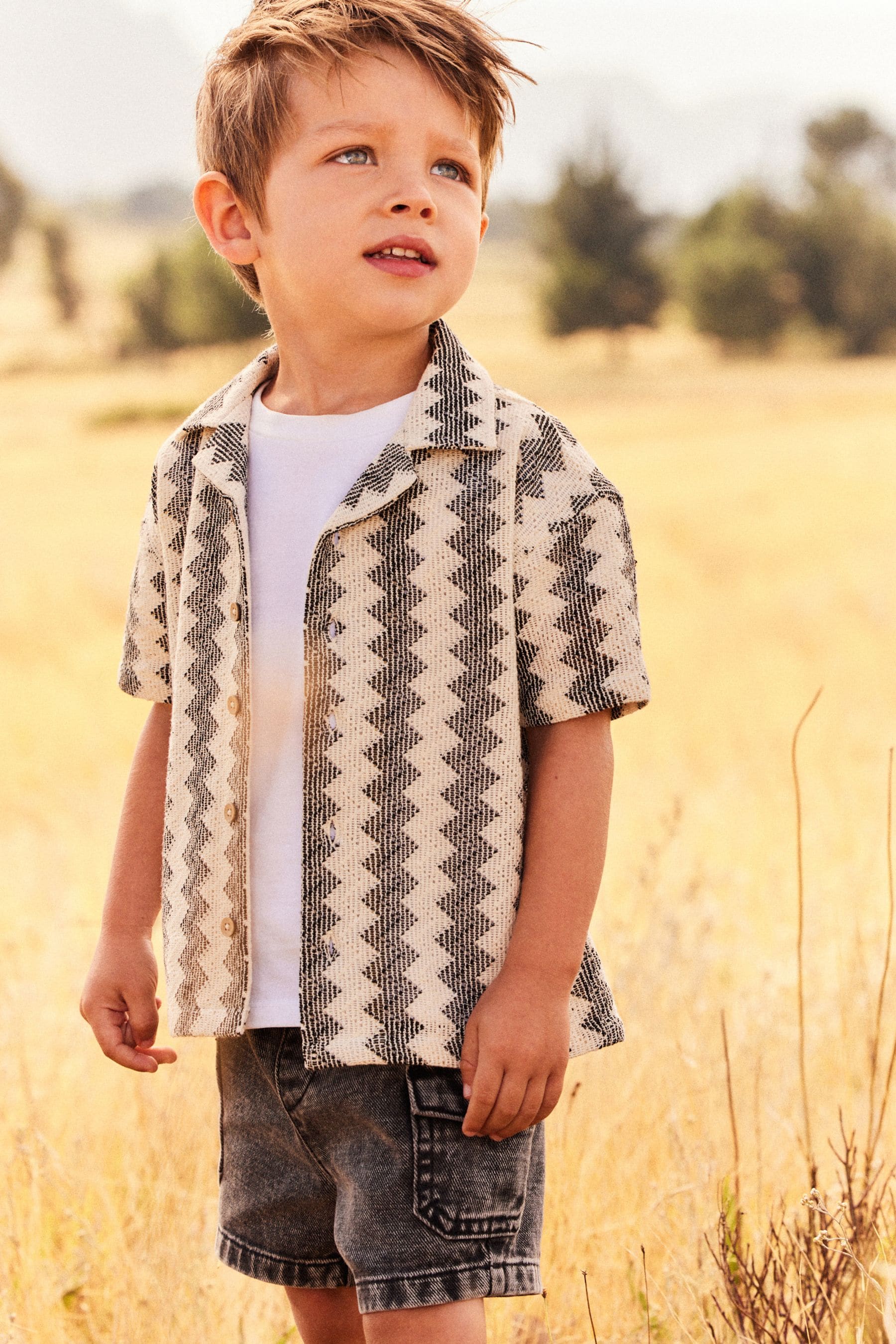 Black/White Short Sleeve Textured Cotton Rich Shirt (3mths-7yrs)