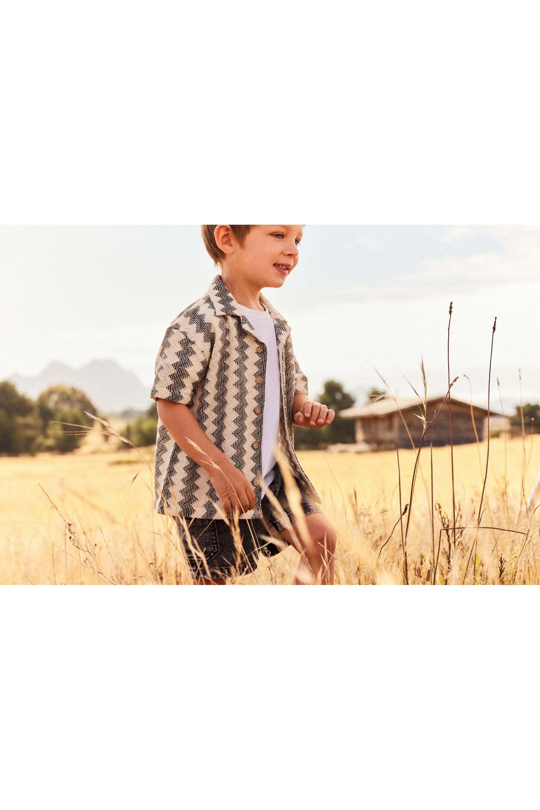 Black/White Short Sleeve Textured Cotton Rich Shirt (3mths-7yrs)