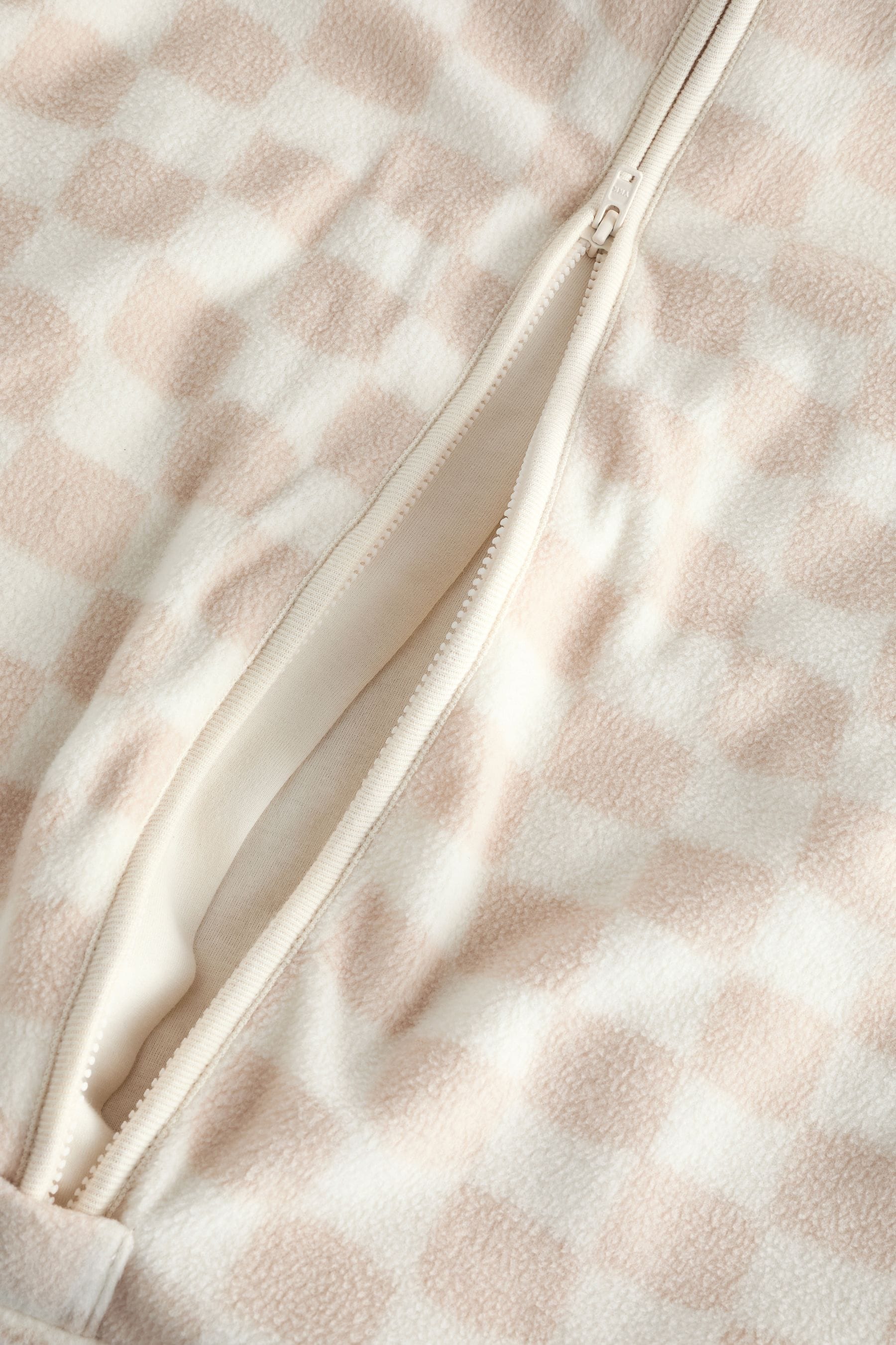 Neutral Checkerboard 2.5 Tog Fleece Long Sleeve Sleep Bag