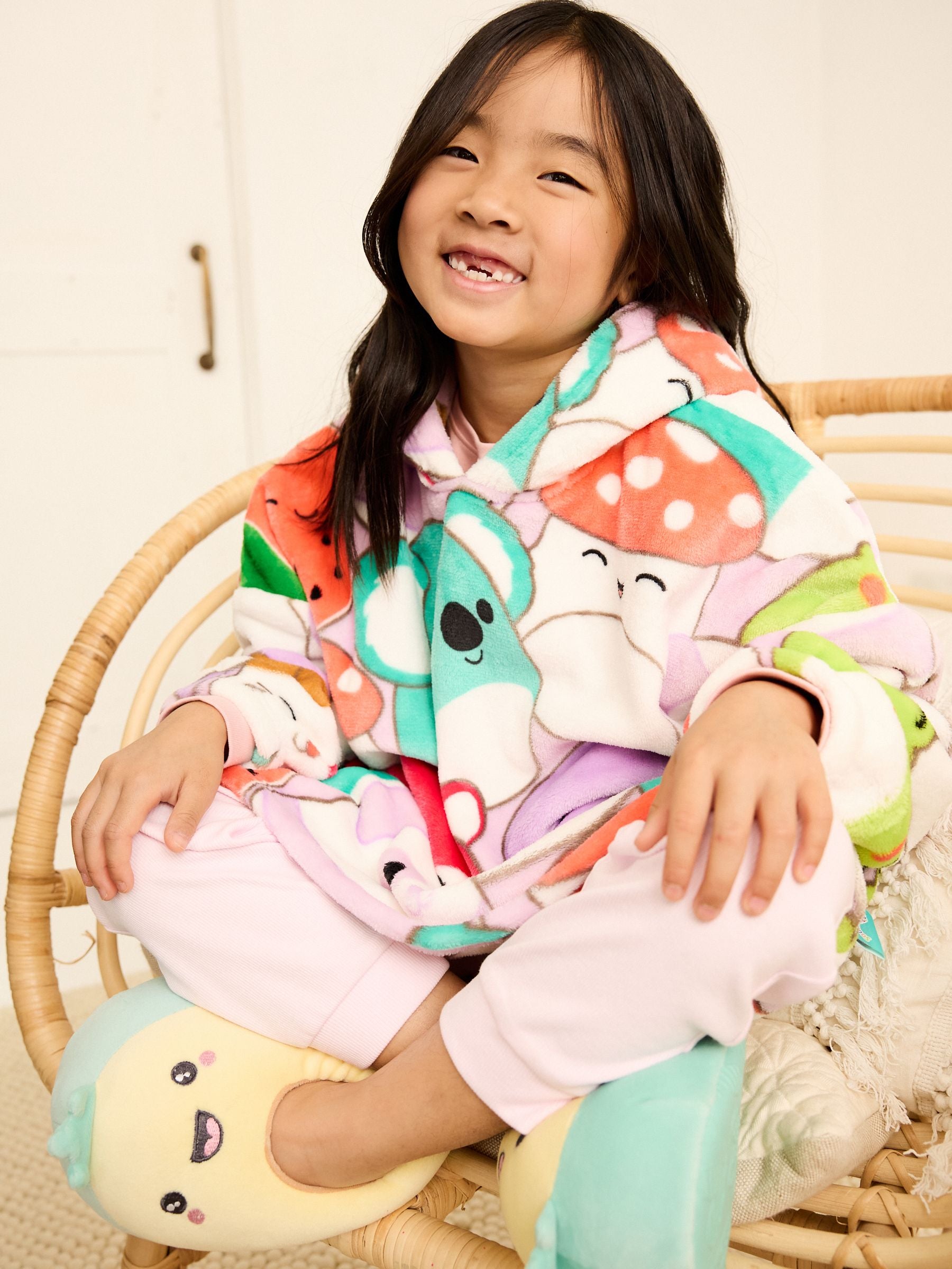 License Squishmallows Hooded Blanket (5-16yrs)