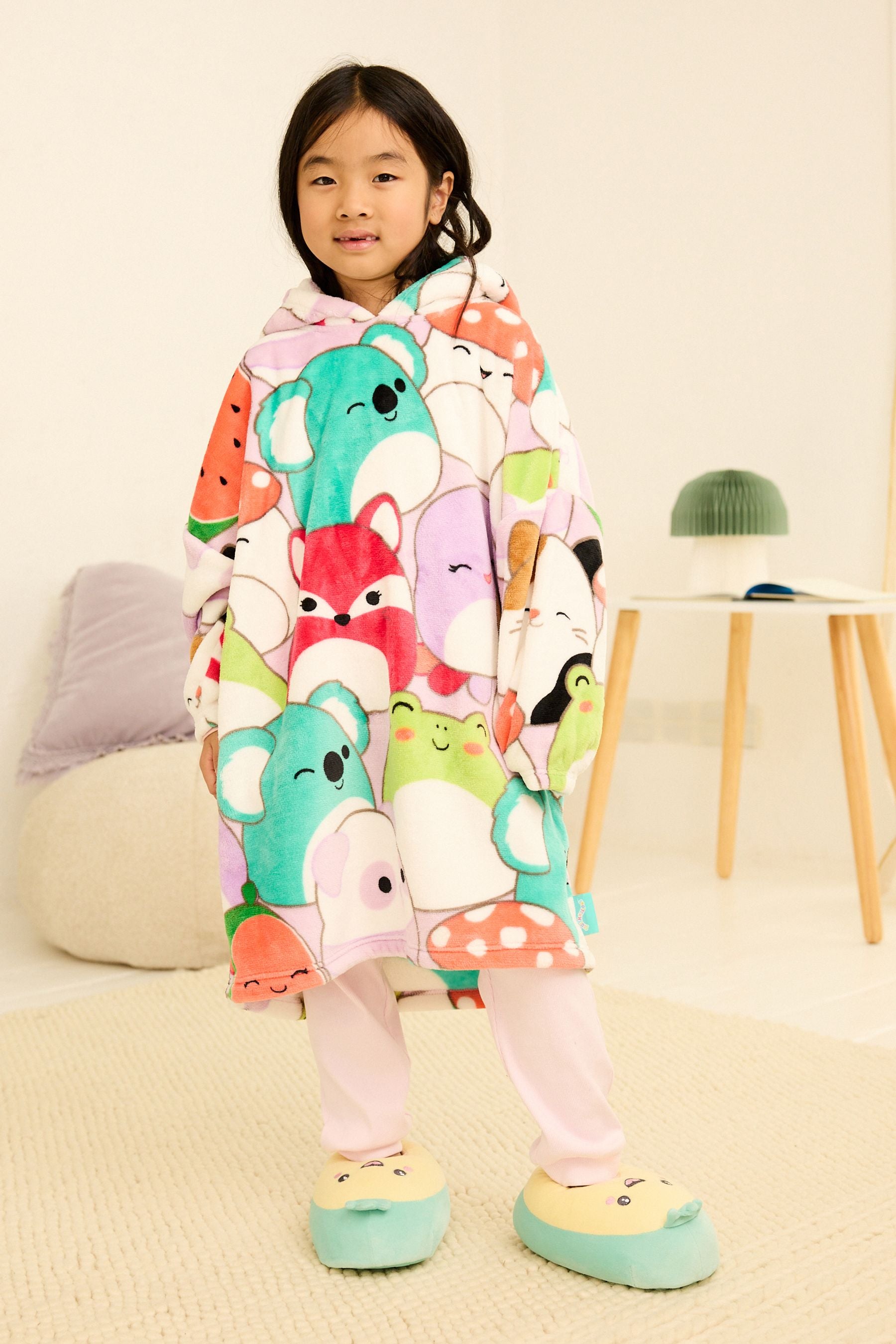 License Squishmallows Hooded Blanket (5-16yrs)