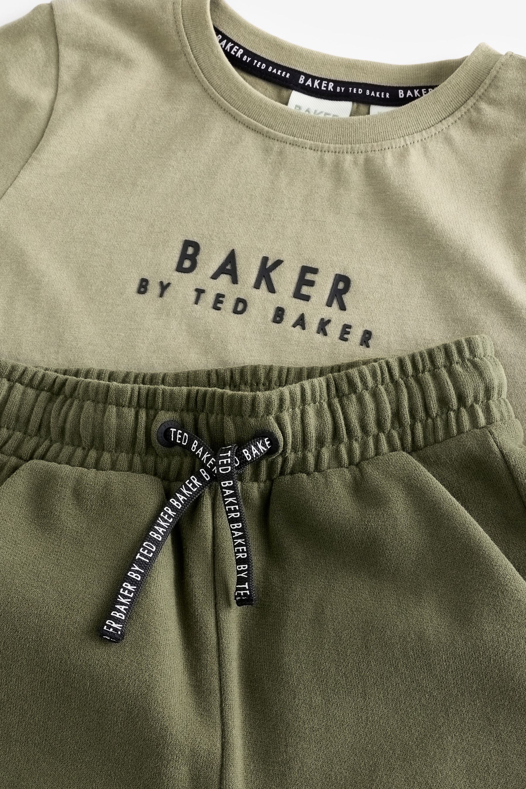 Baker by Ted Baker 100% Cotton T-Shirt and Joggers Set