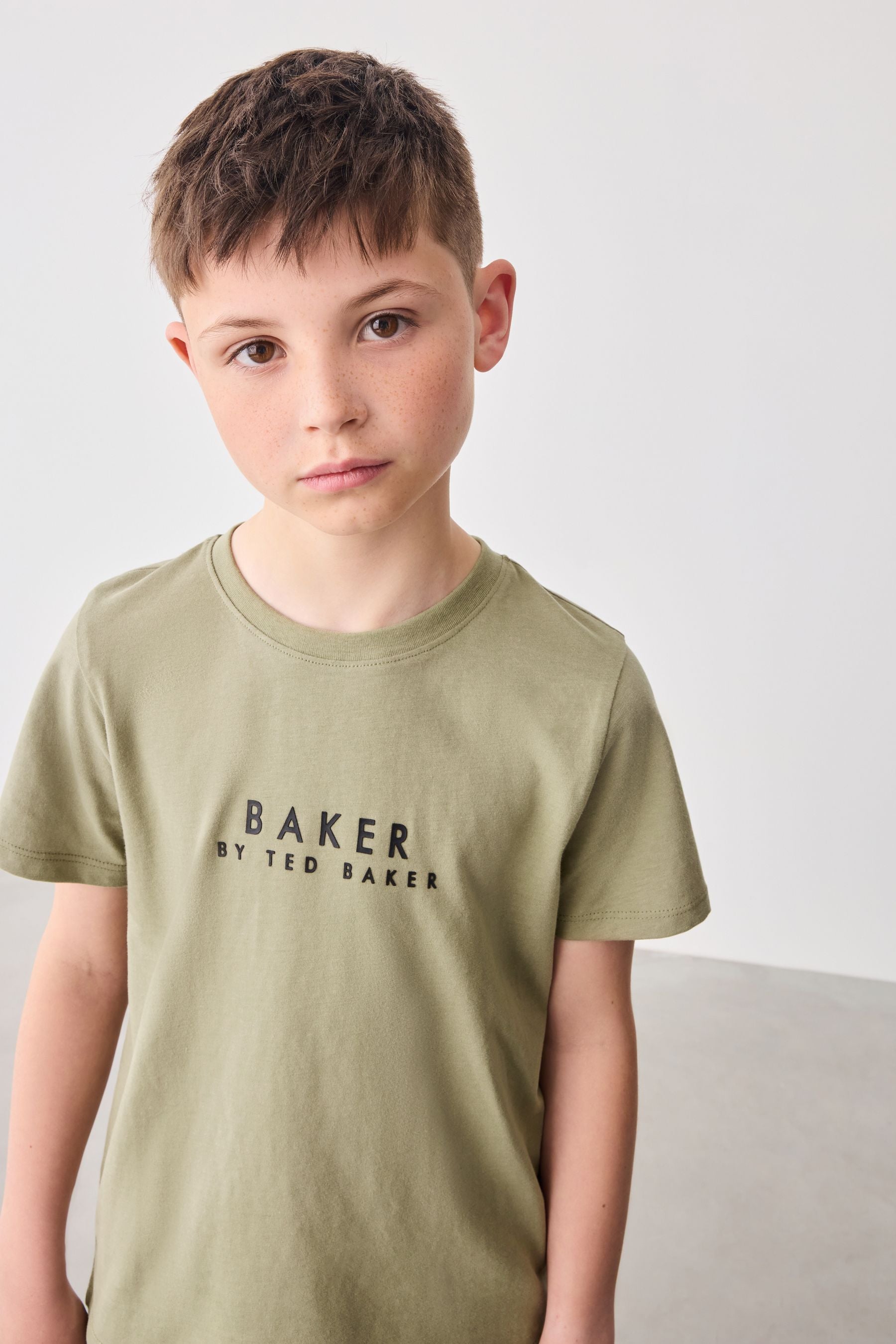 Baker by Ted Baker 100% Cotton T-Shirt and Joggers Set