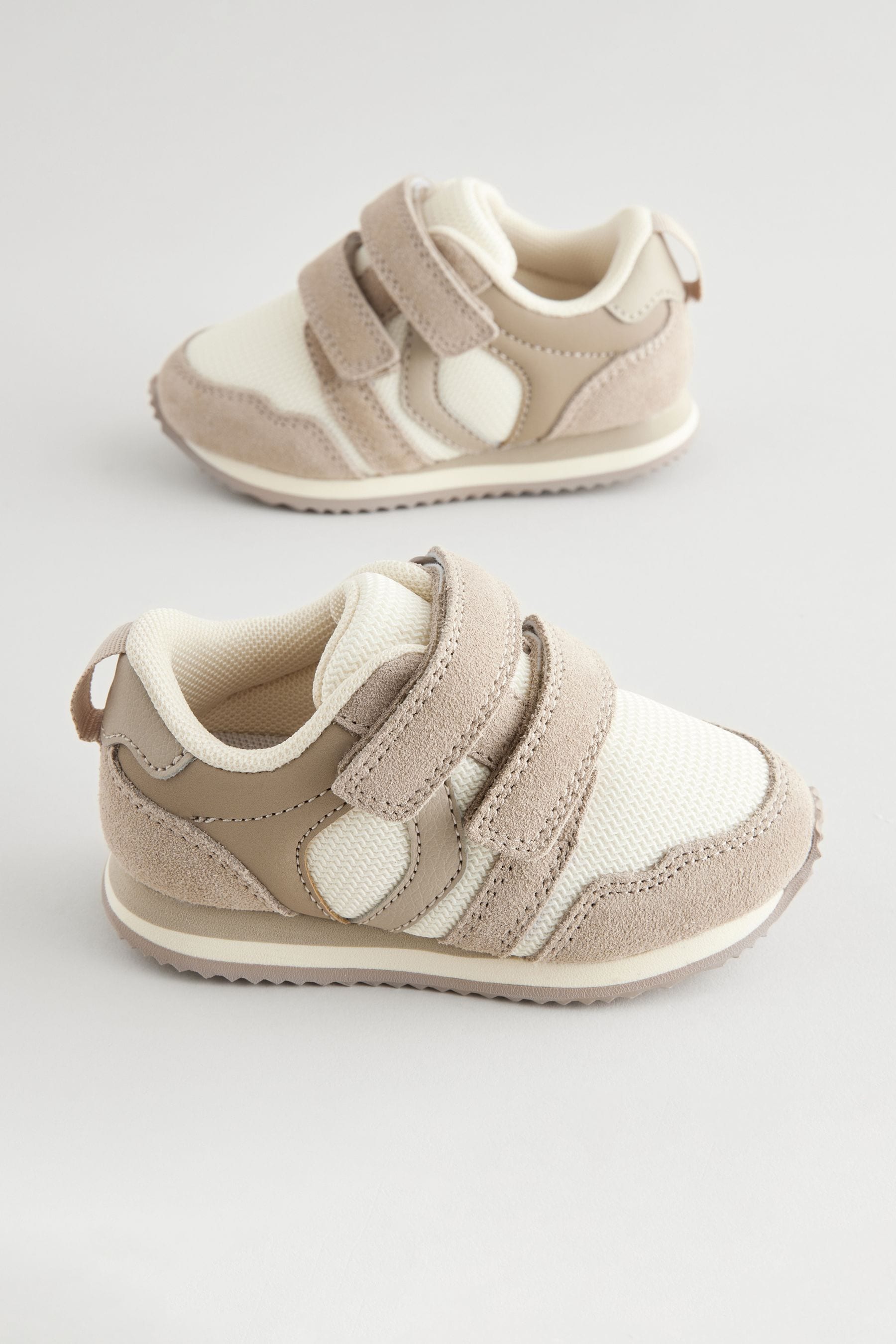 Neutral Wide Fit (G) Double Strap Trainers