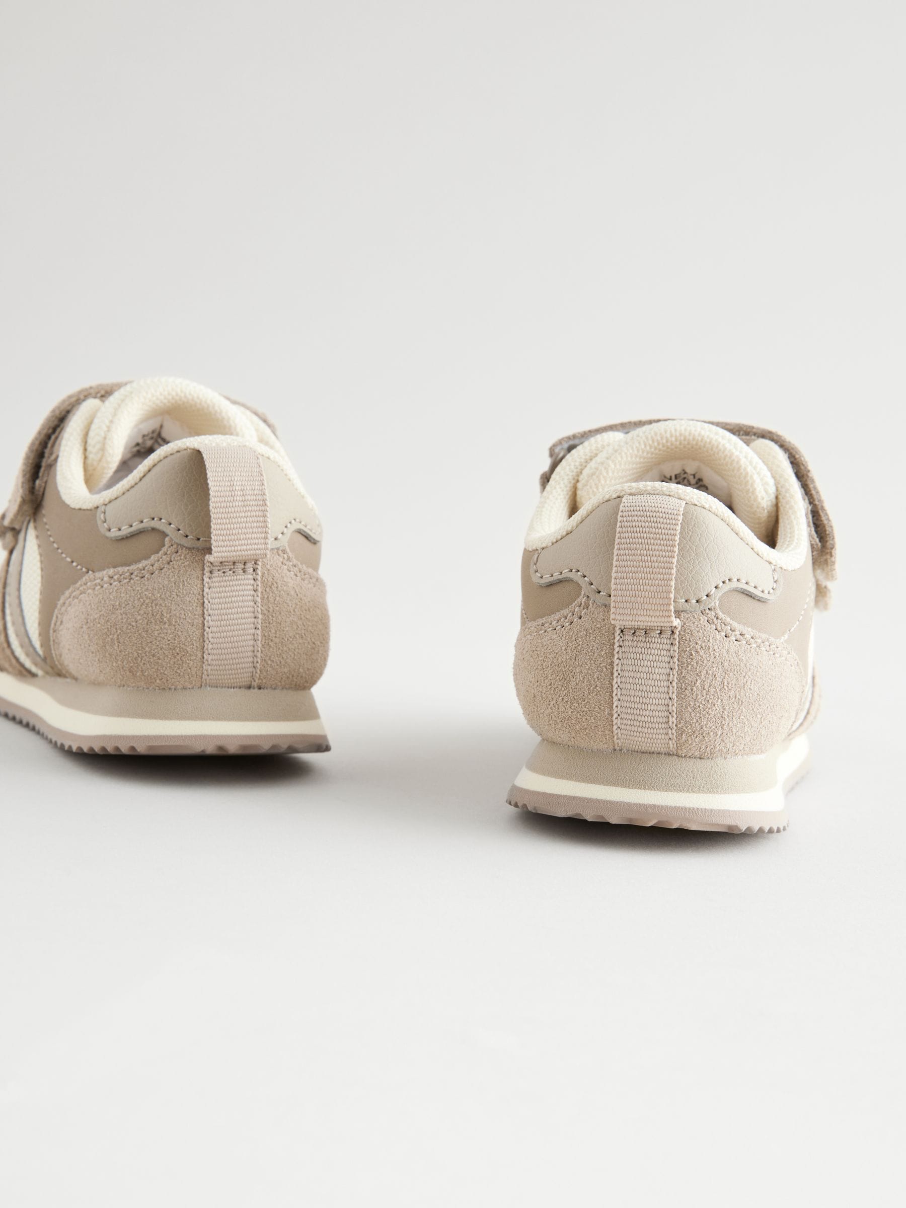 Neutral Wide Fit (G) Double Strap Trainers