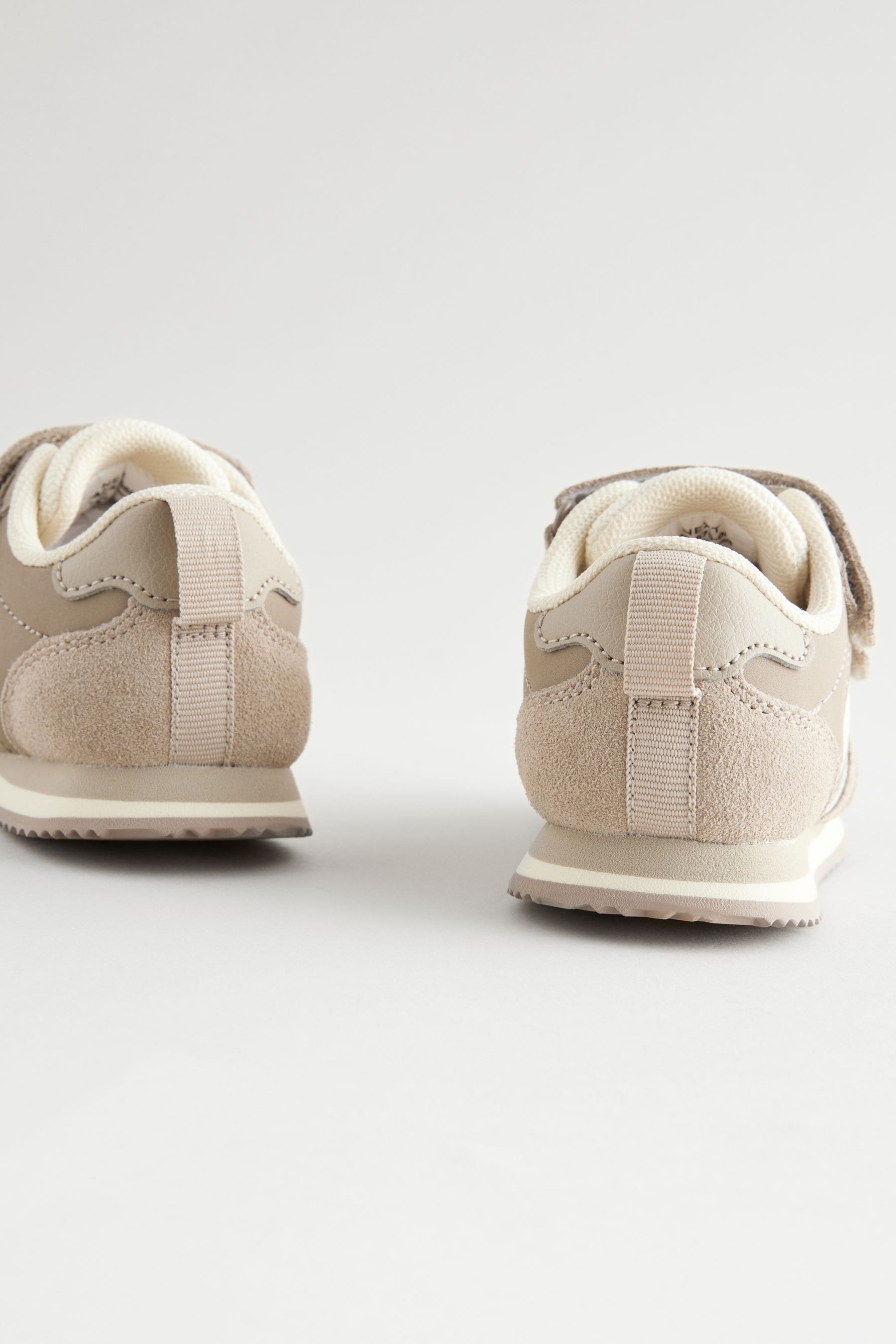 Neutral Wide Fit (G) Double Strap Trainers