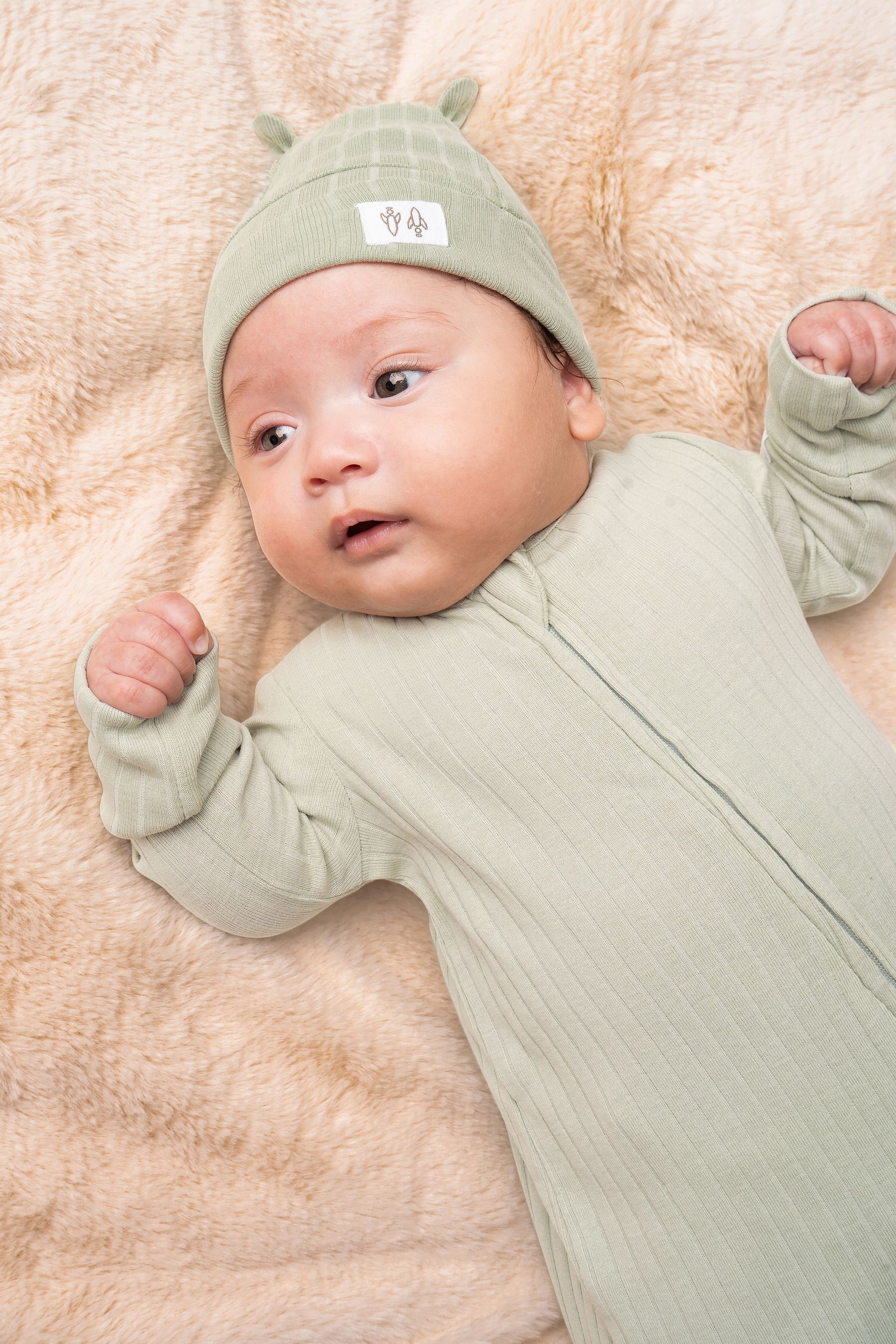 Angel & Rocket Green Remy Organic cotton Babygrow With Hat