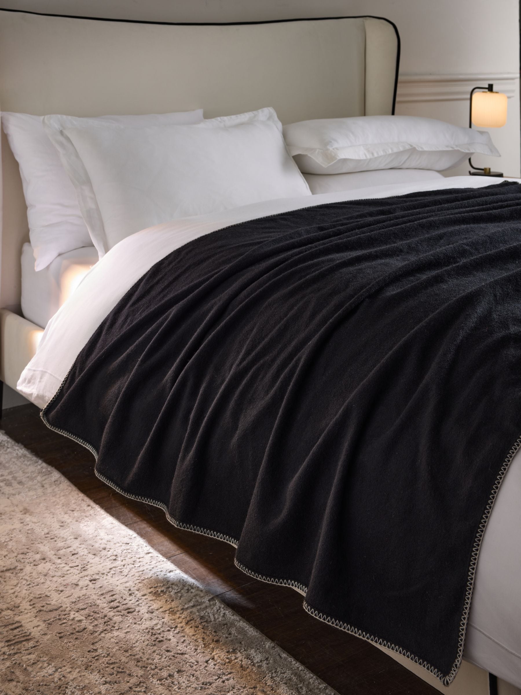 Black N. Premium Stitched Edged Throw With Cashmere