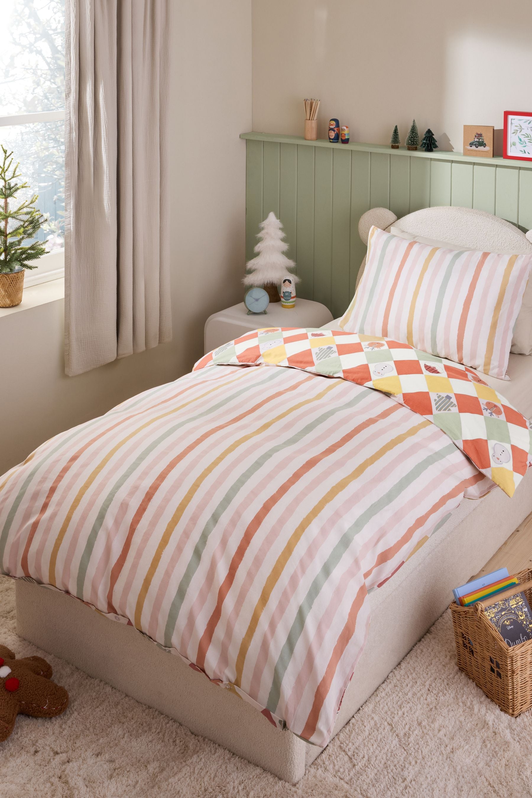 Santa & Friends Harlequin Christmas Duvet Cover and Pillowcase Set