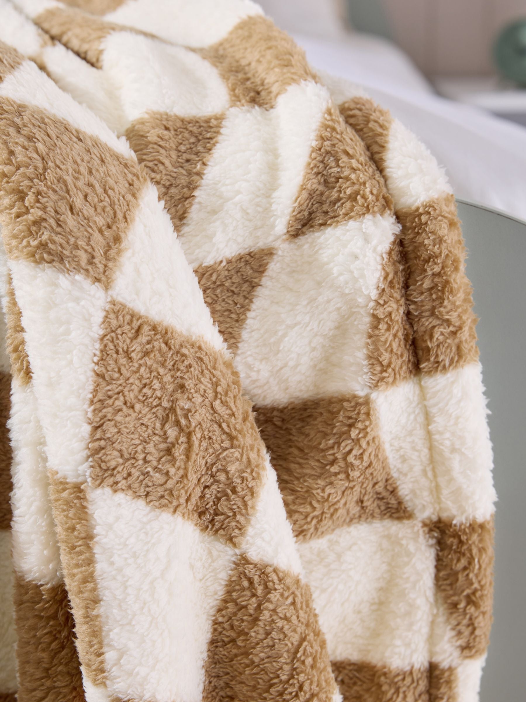 Beige Checkerboard Super Soft Fleece Throw Blanket