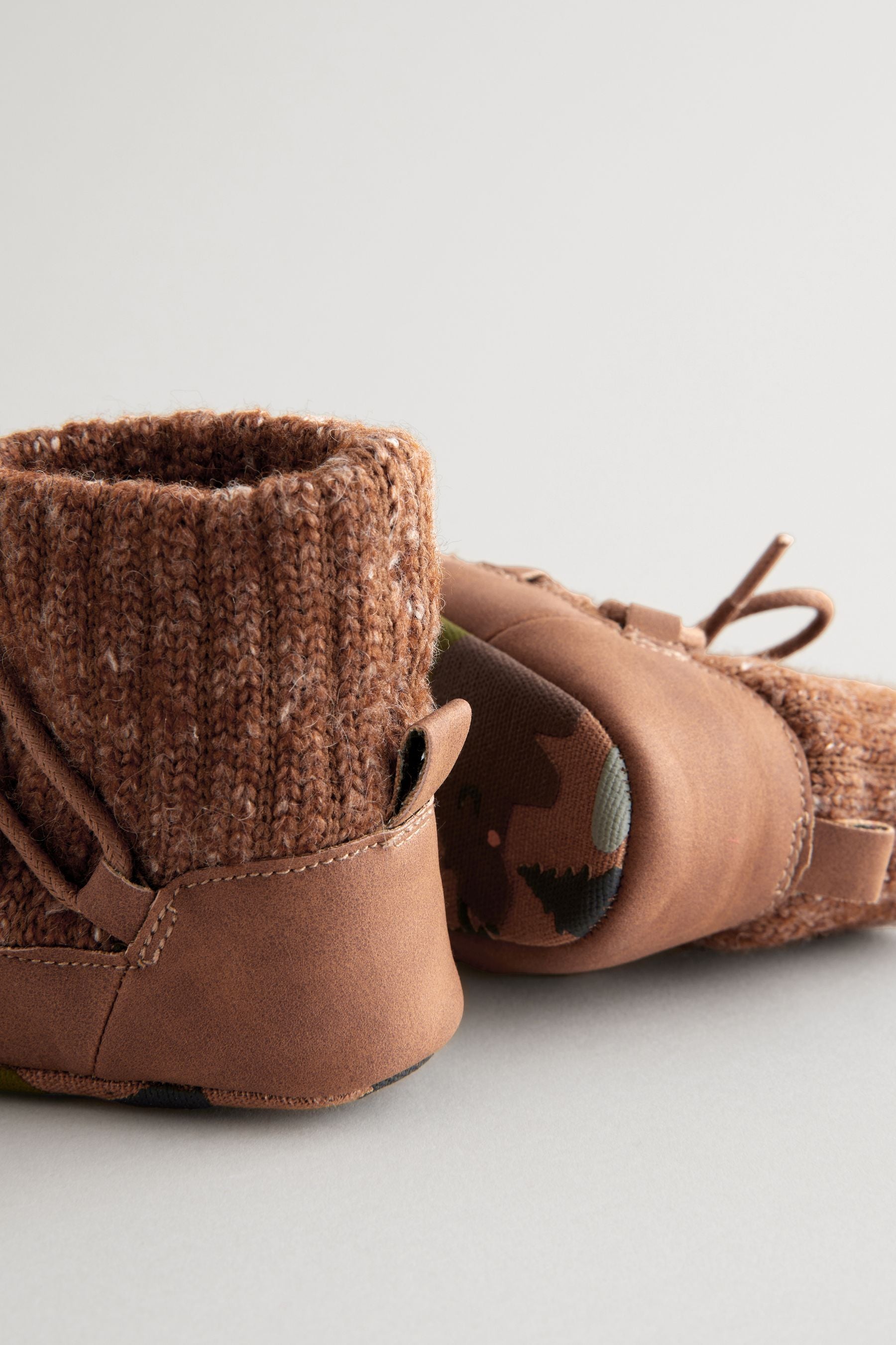 Brown Knitted Baby Snow Boots (0-24mths)