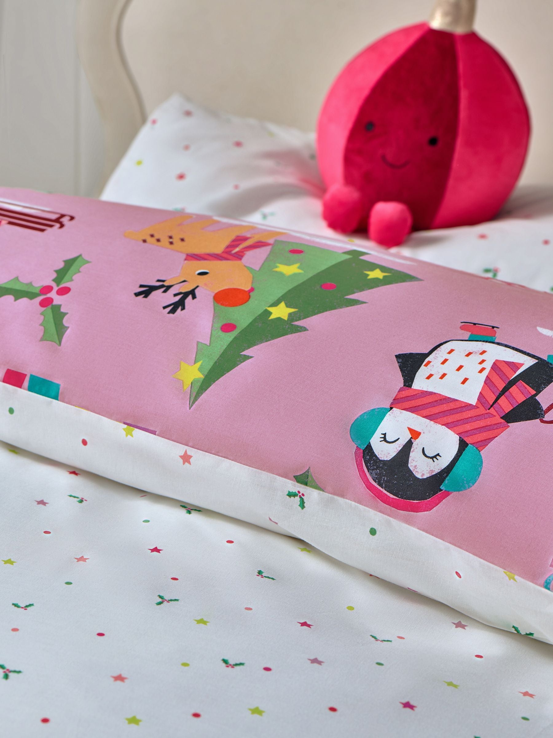 Bright Santa Fa La La Christmas Duvet Cover and Pillowcase Set