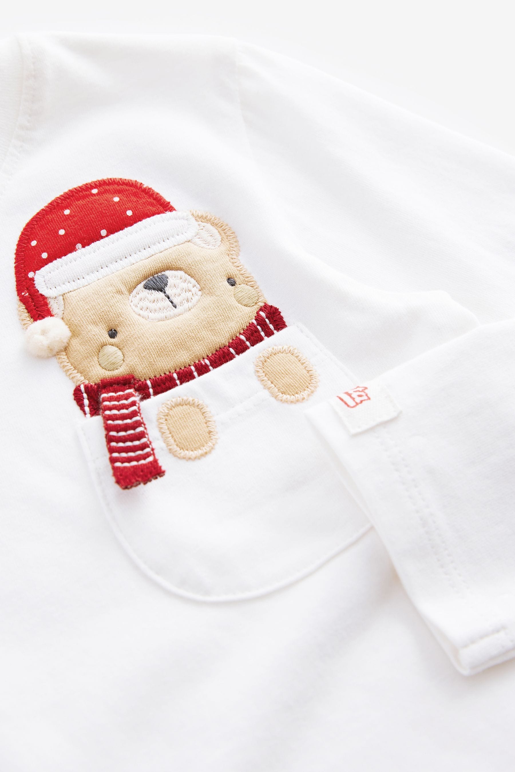 Ecru Christmas Bear 100% Cotton Long Sleeve T-Shirt (3mths-7yrs)