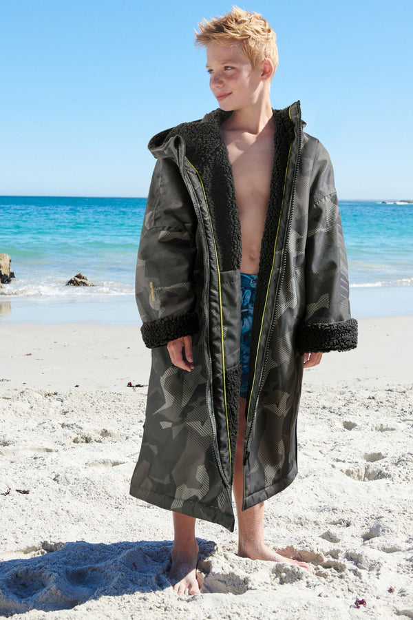 Green Waterproof Changing Robe (3-16yrs)