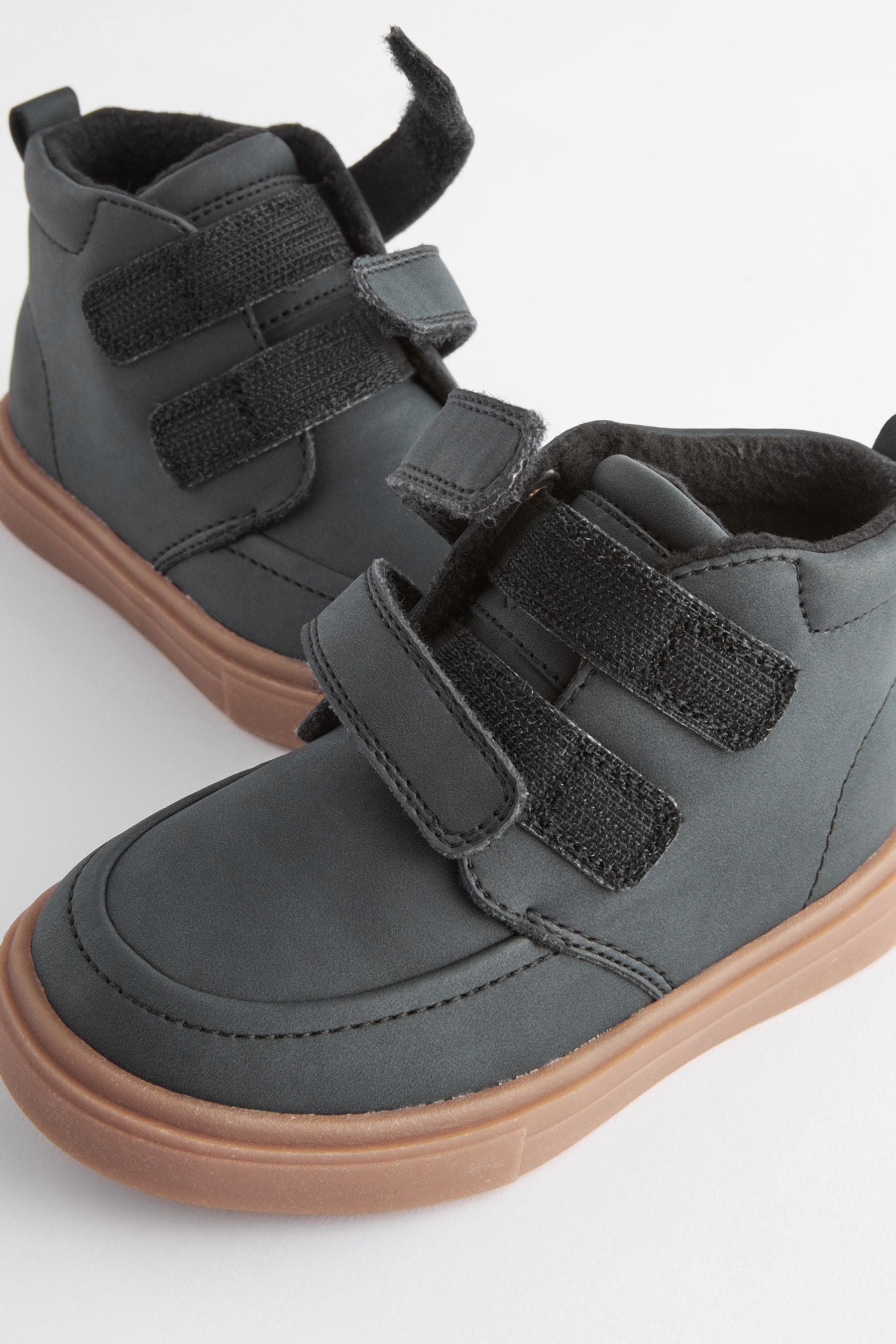 Black with Gum Sole Wide Fit (G) Warm Lined Touch Fastening Boots