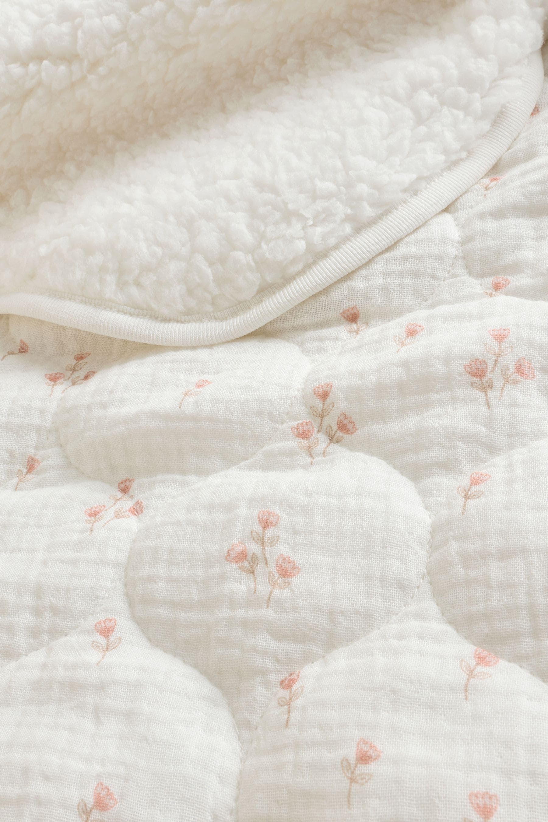 Delicate Floral Muslin Baby Fleece Blanket