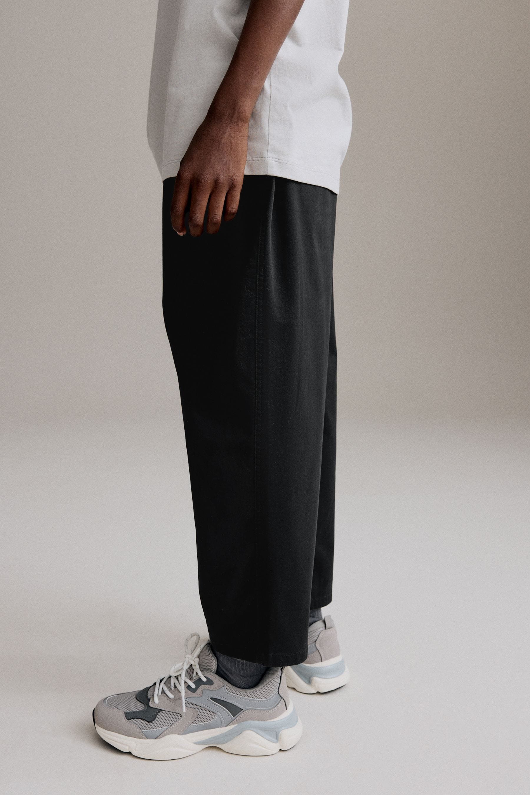 Black Balloon Fit Trousers (3-16yrs)