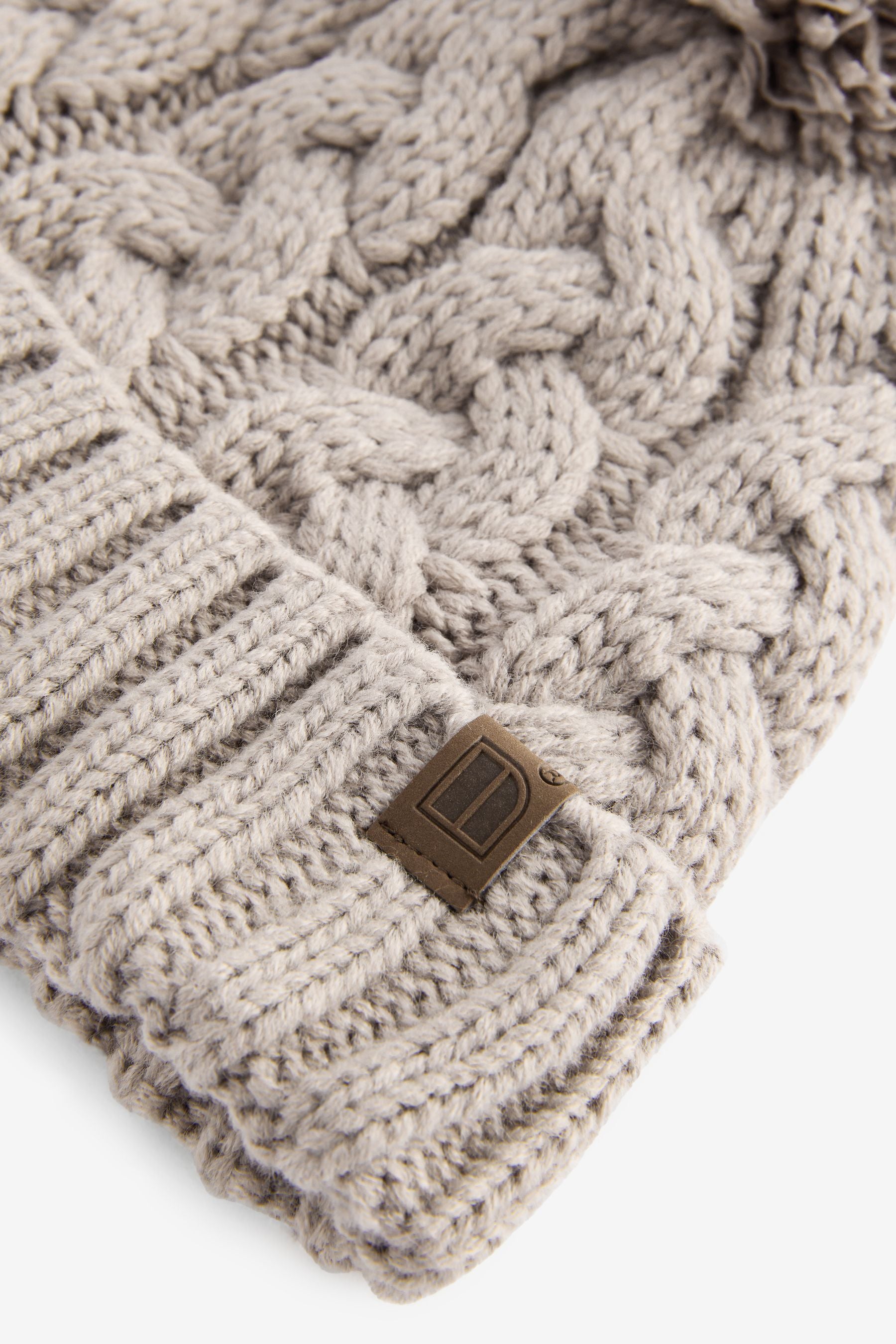 Neutral Cable Knit Pom Hat (1-16yrs)