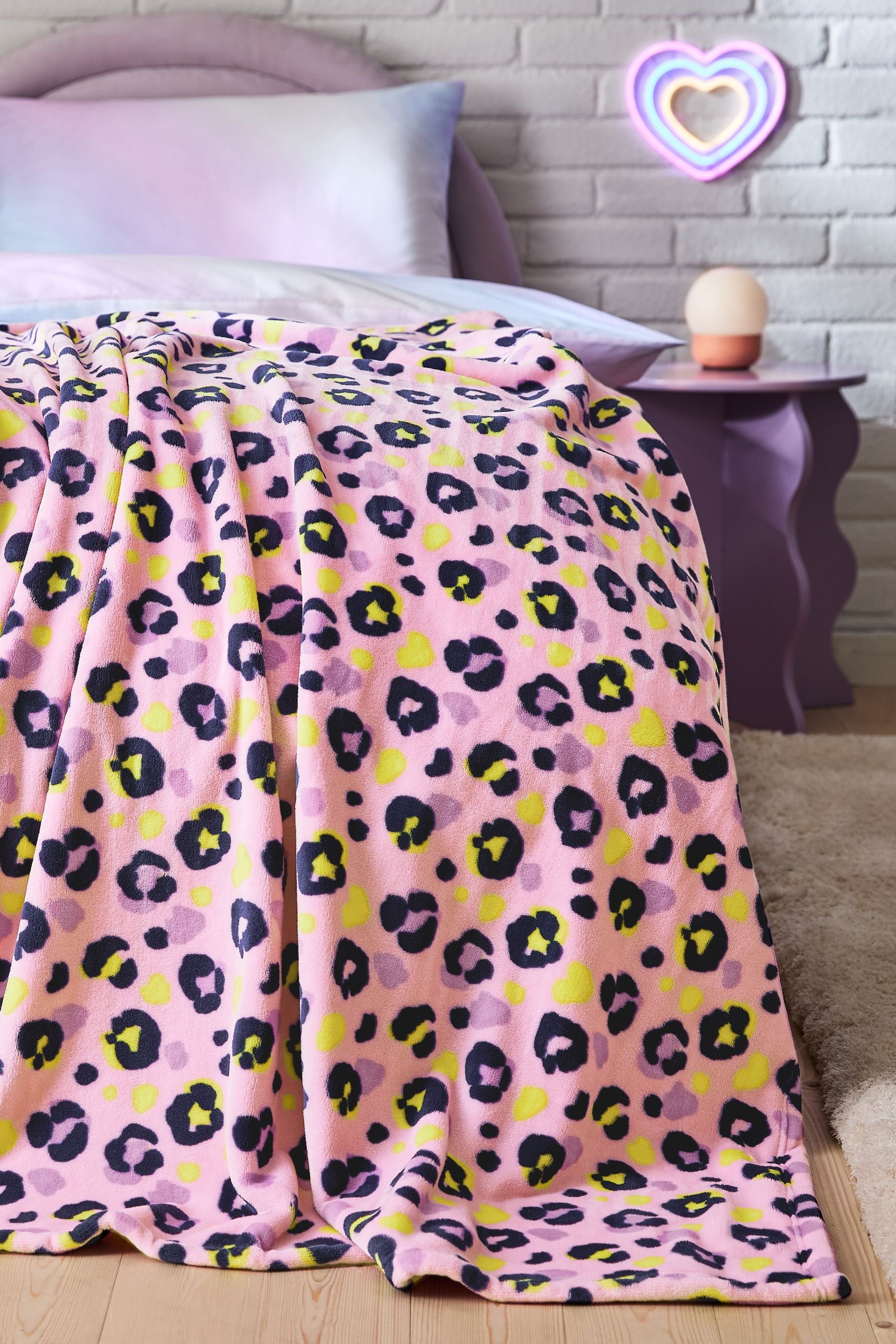 Pink Animal Supersoft Fleece Throw Blanket