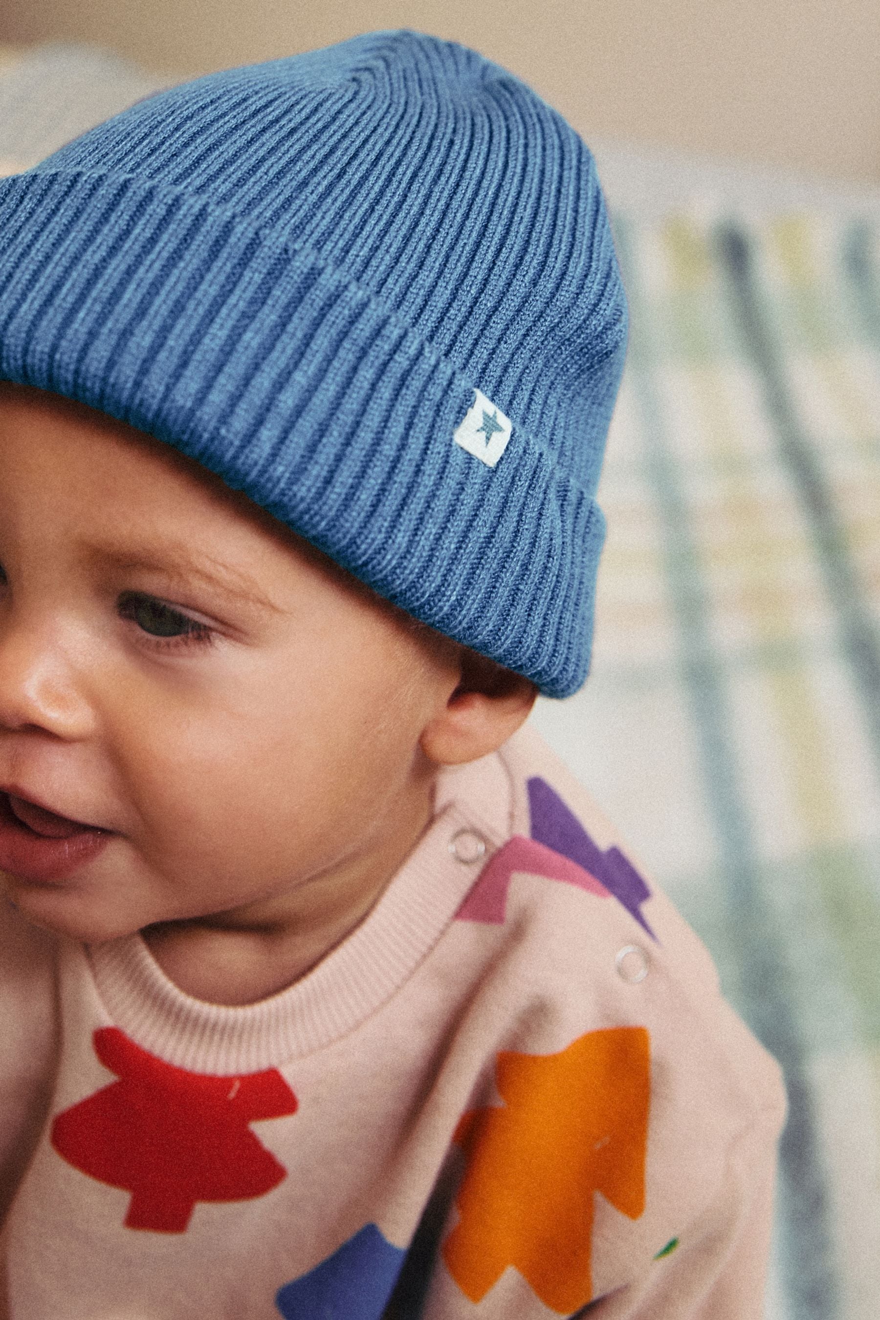 Navy Blue Knitted Baby Beanie Hat (0mths-2yrs)