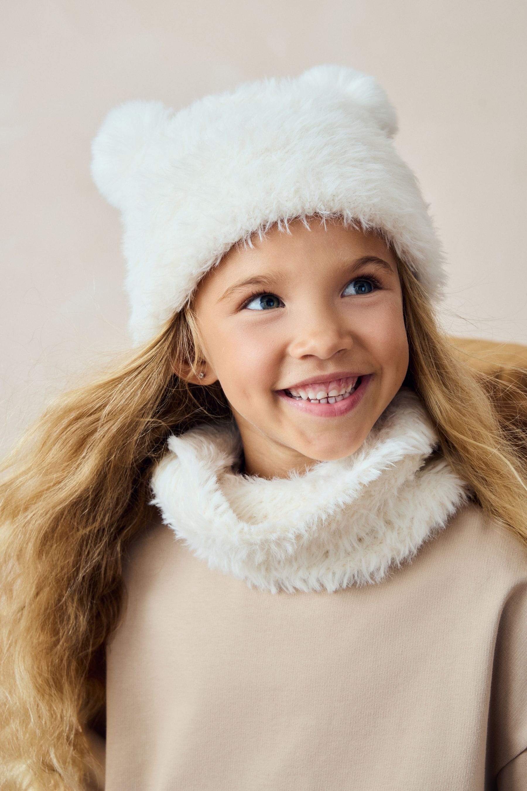 Cream Fluffy Pom Pom Hat And Snood Set (3-13yrs)