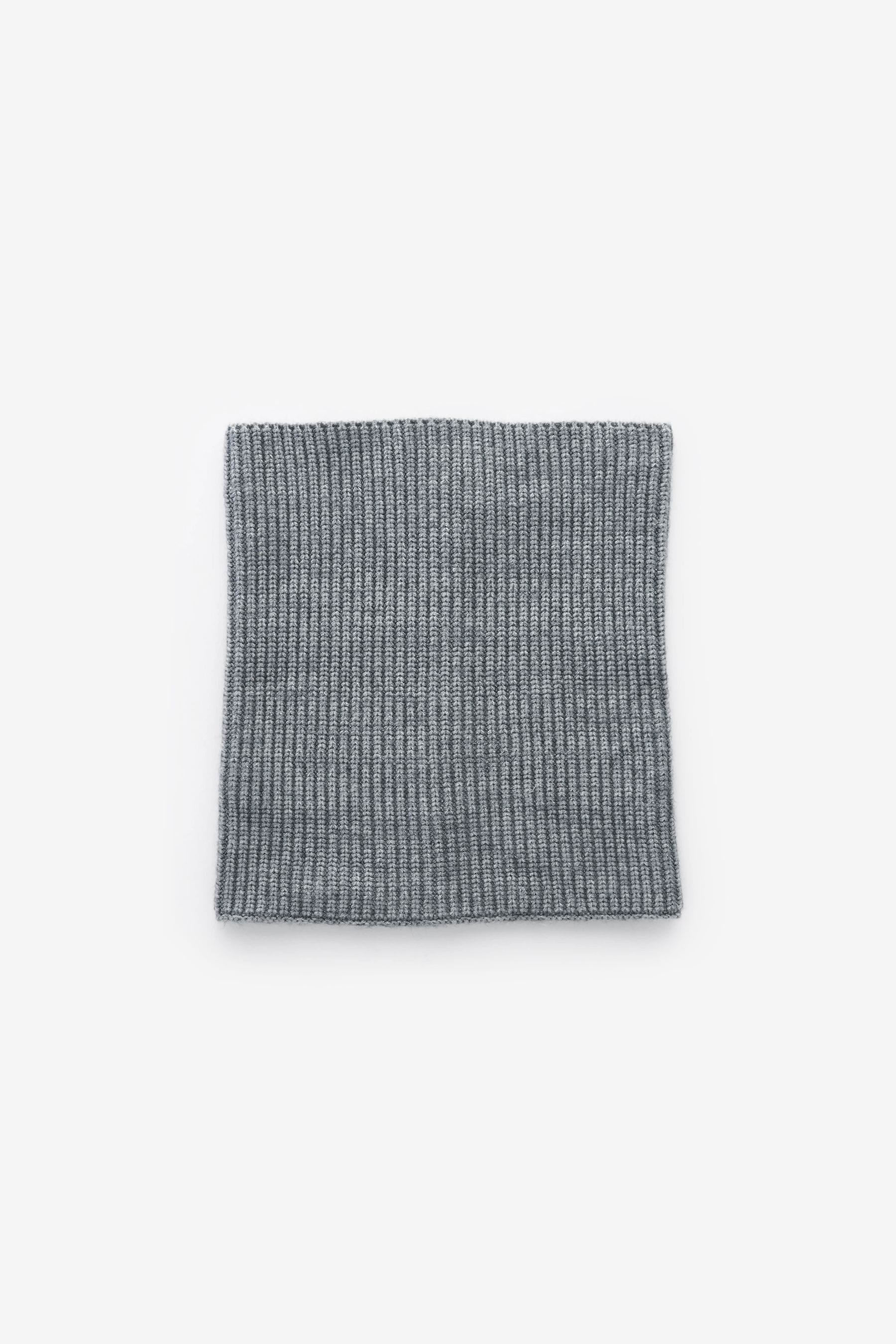 Grey Twist Knitted Snood (1-16yrs)