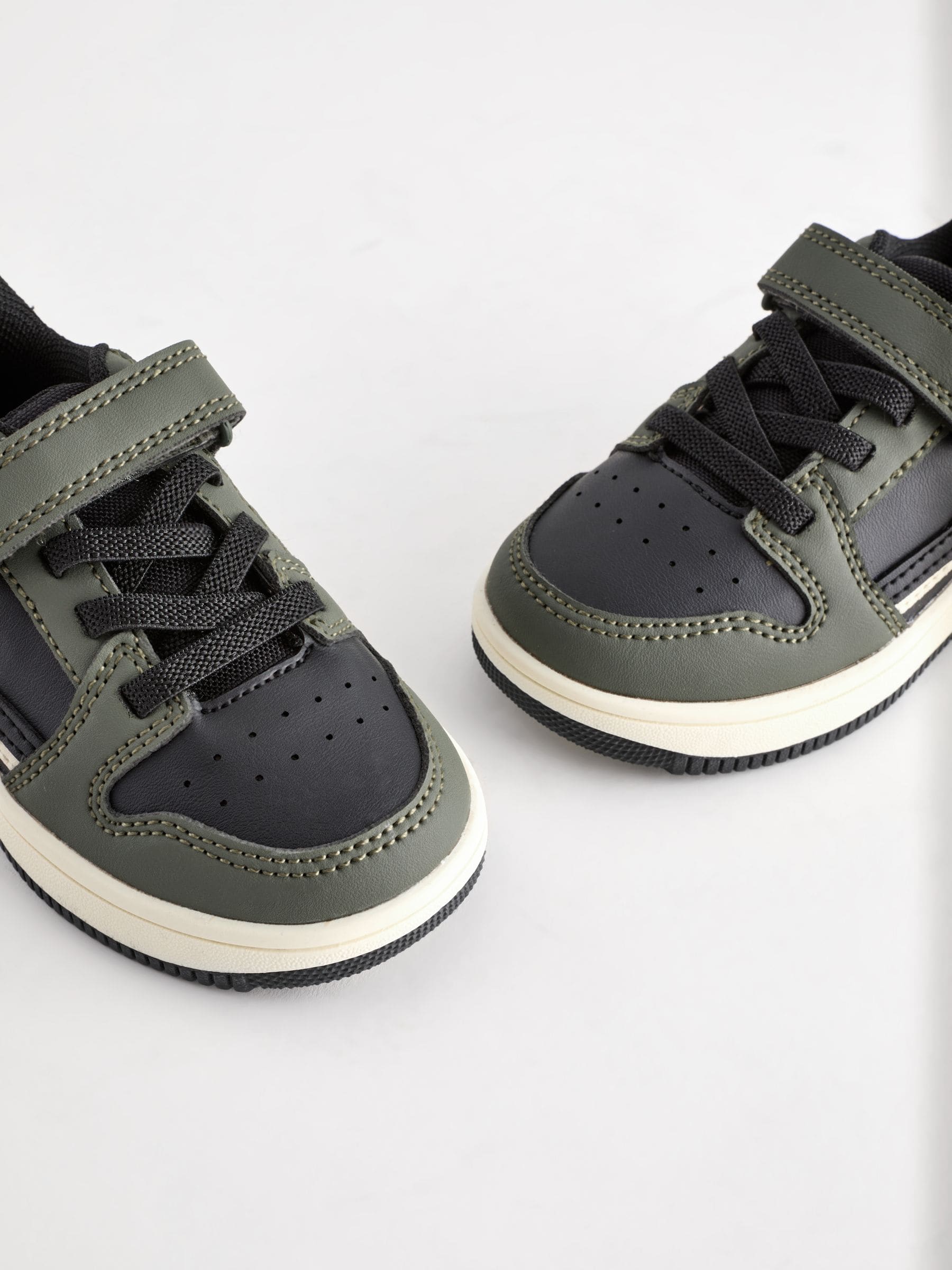 Black Touch Fastening Elastic Lace Trainers