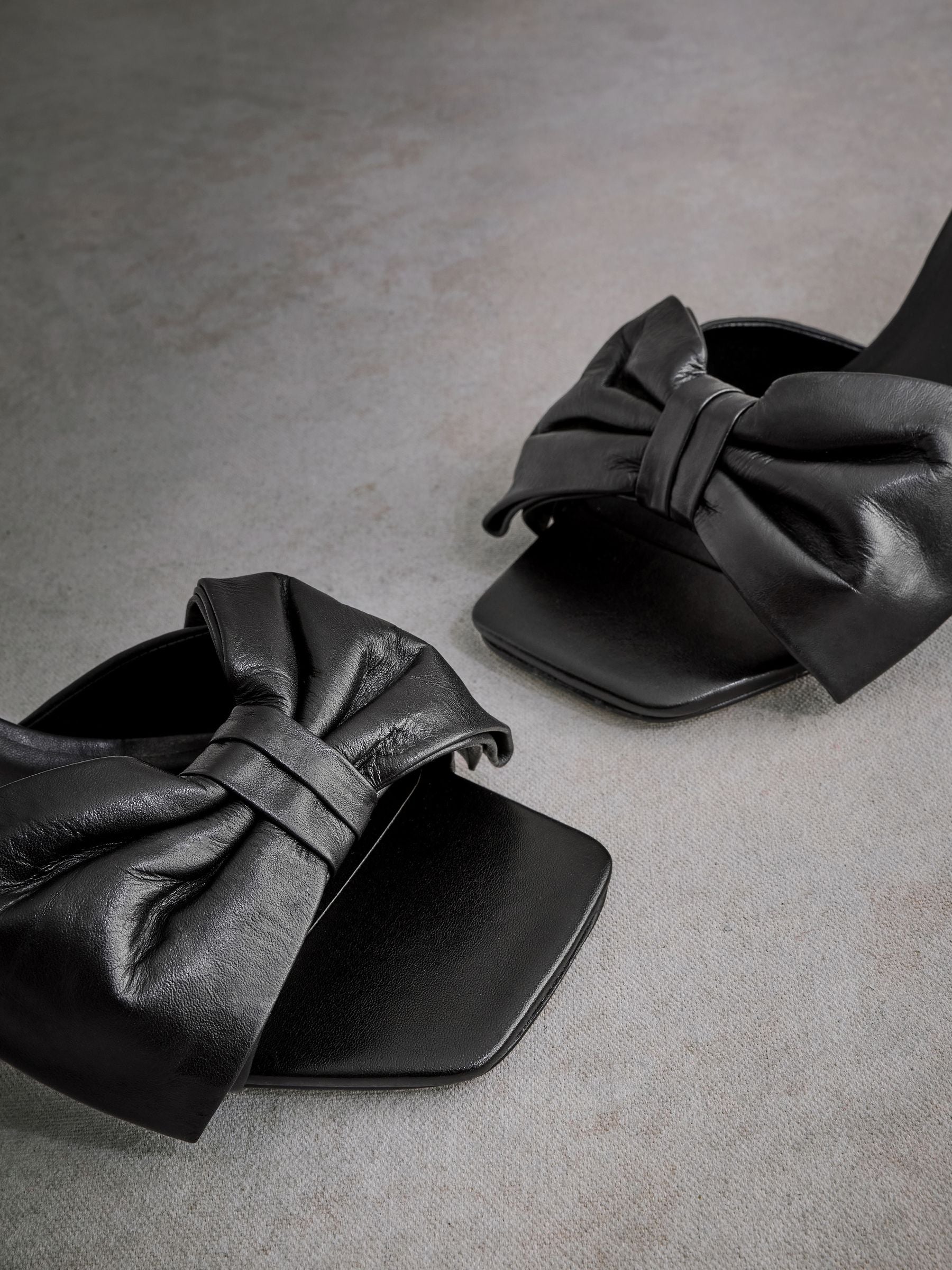 Black Tabitha Simmons Joelle Leather Bow Mules