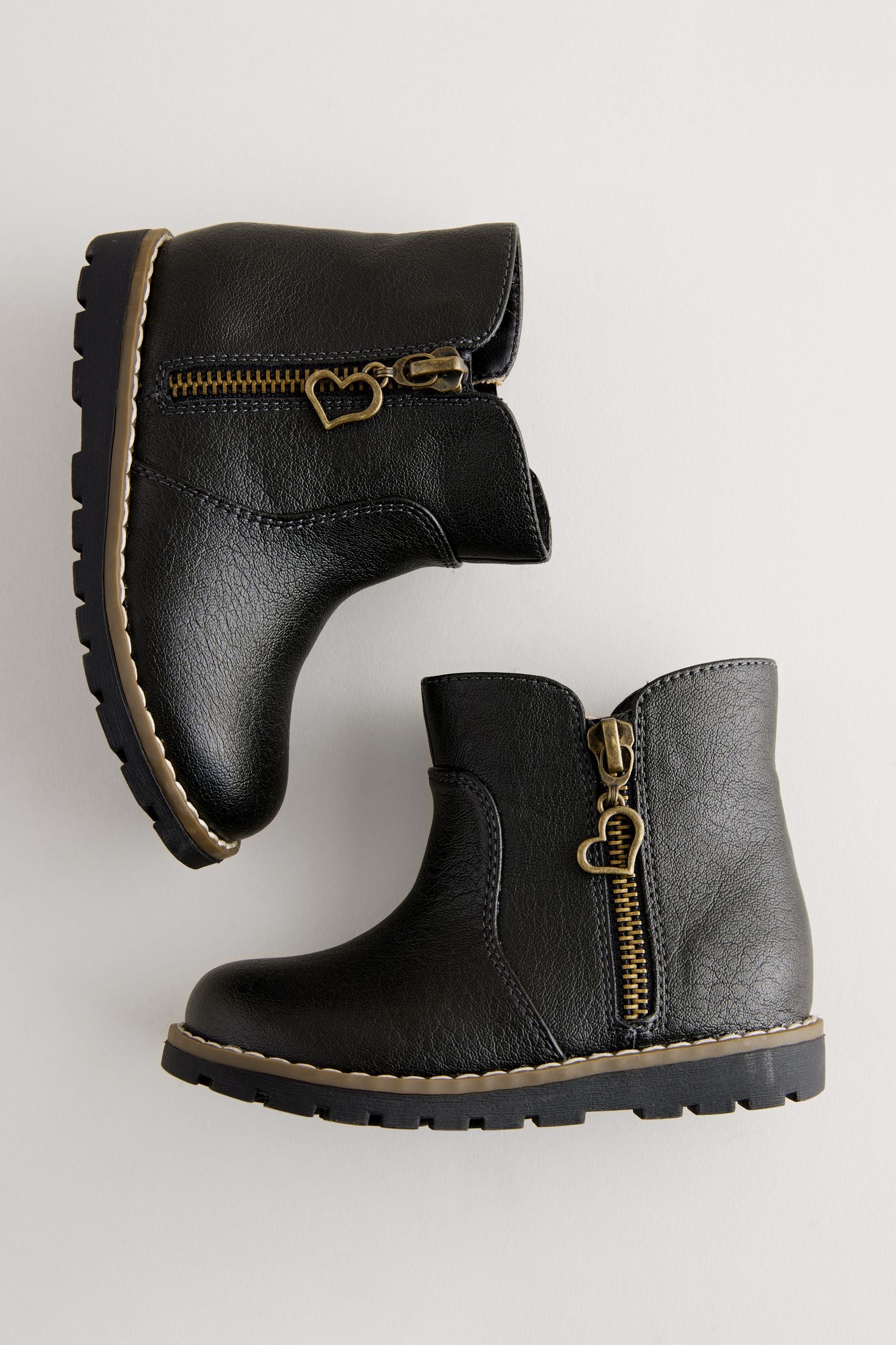 Black Wide Fit (G) Chelsea Zip Ankle Boots