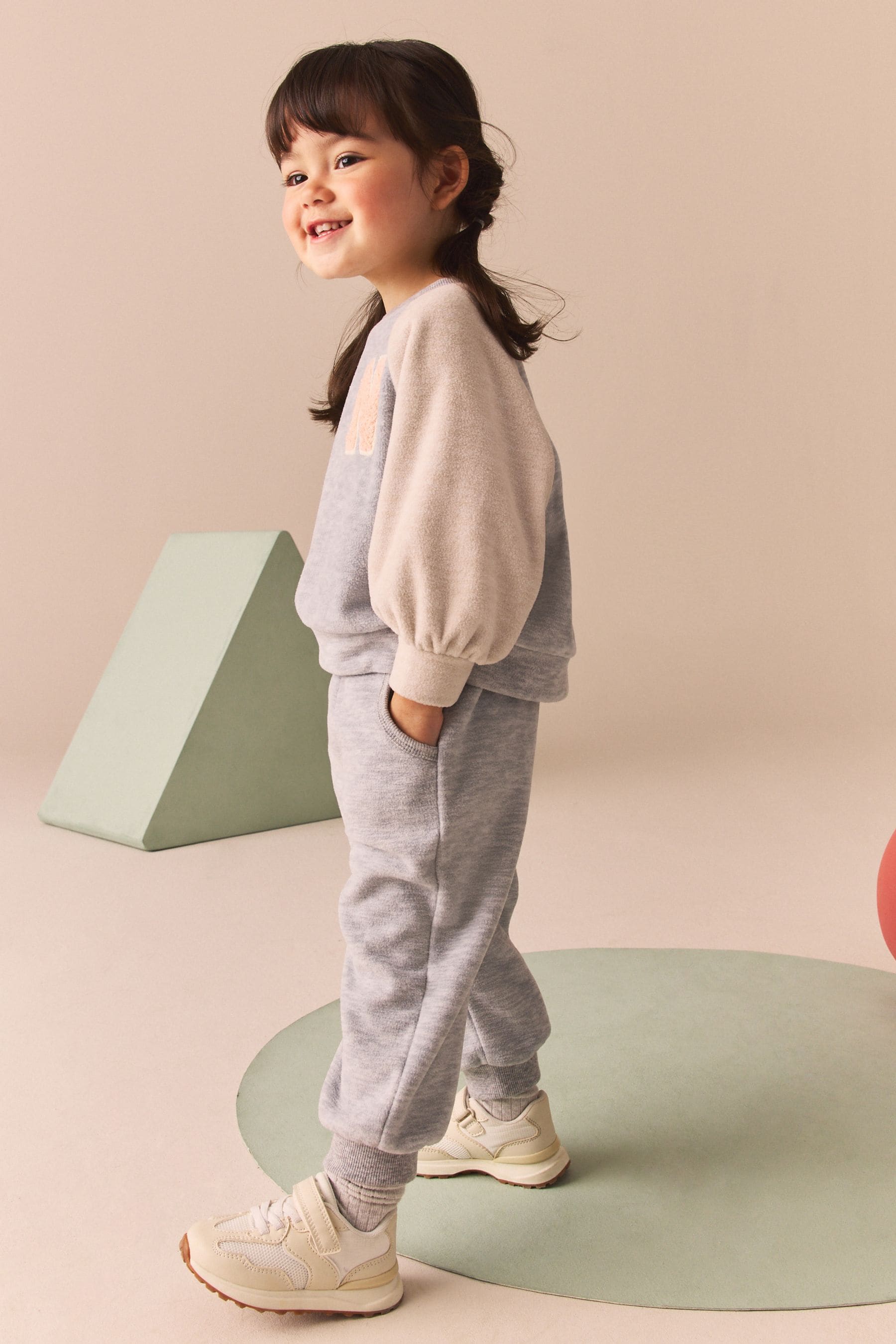 Grey Fleece Sweatshirt And Joggers Set (3mths-7yrs)