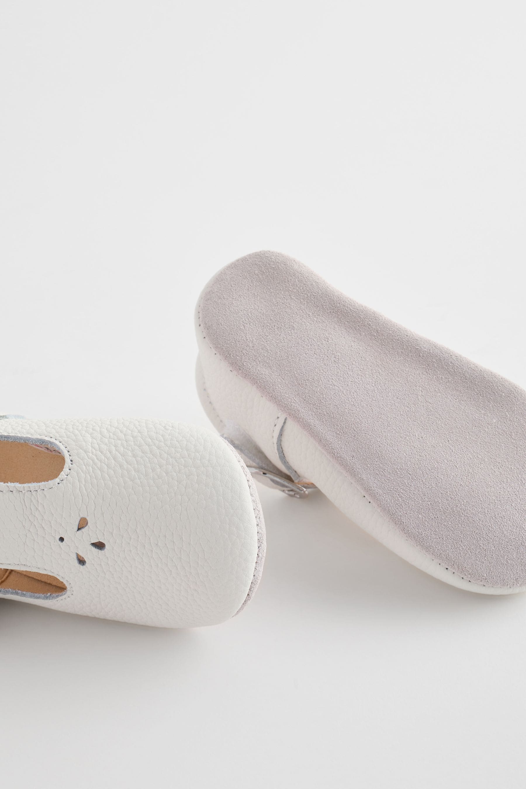 White Leather Baby T-Bar Shoes (0-24mths)