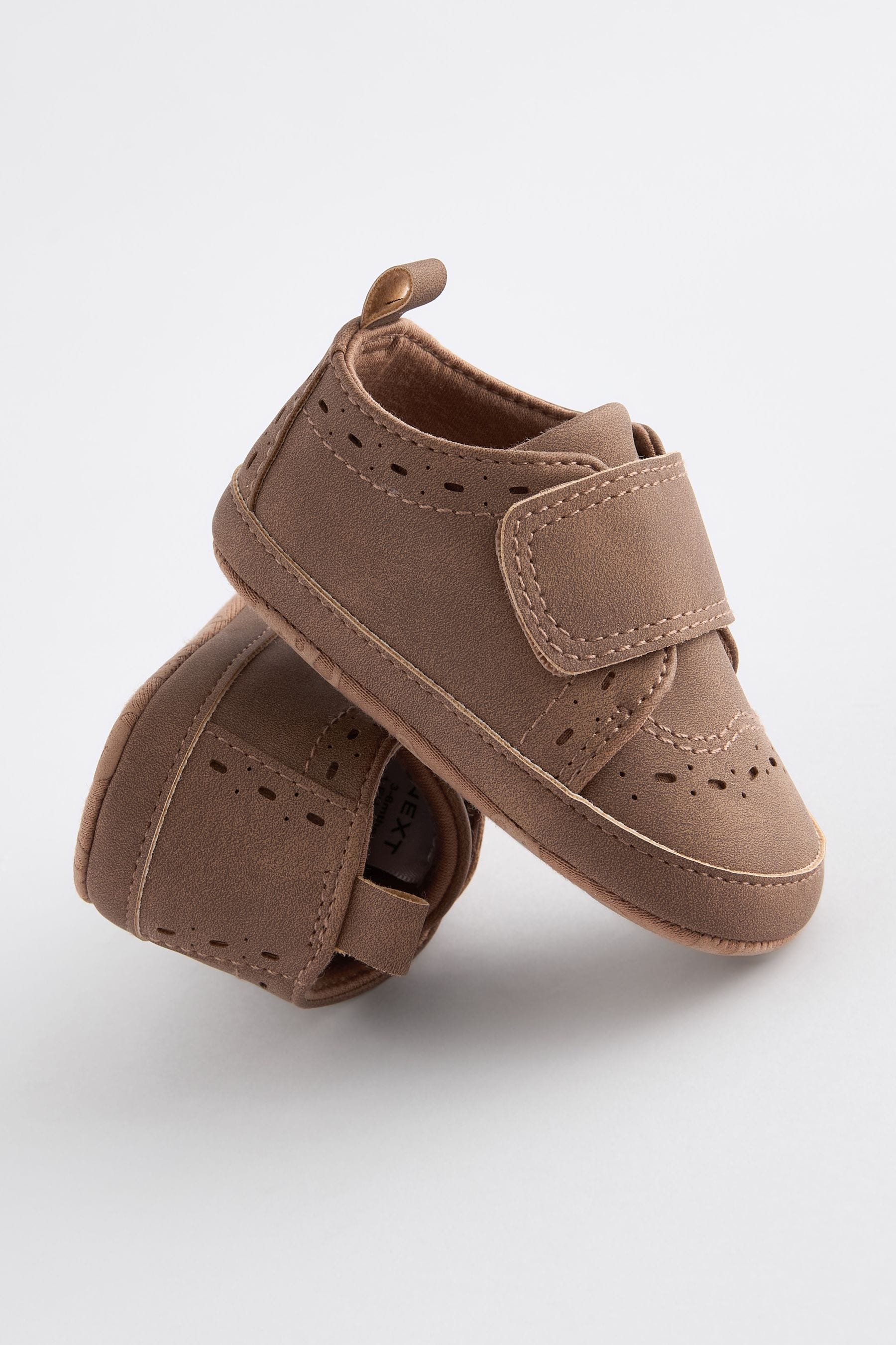 Tan Brown Touch Fastening Brogue Baby Shoes (0-24mths)