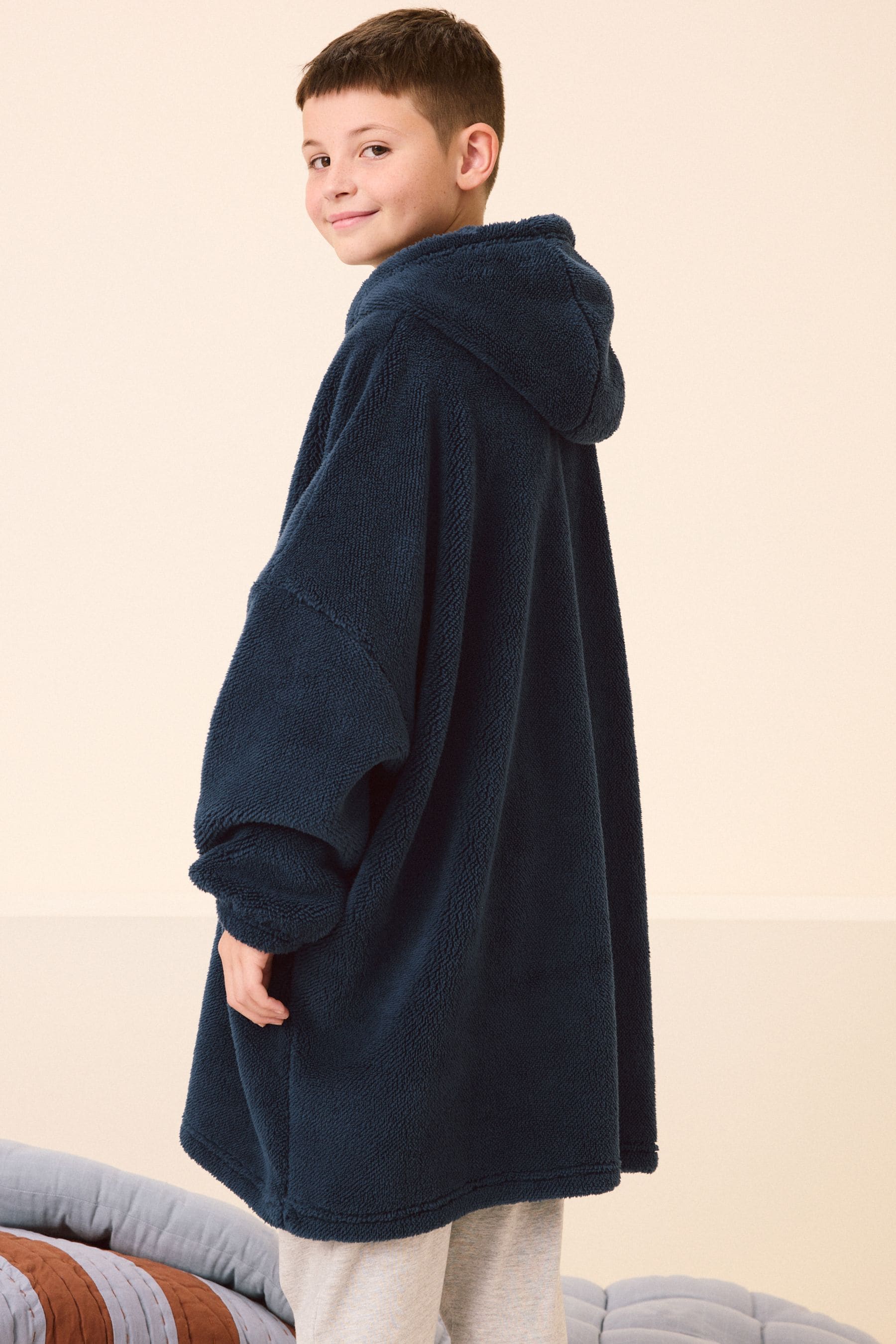 Navy Blue Fleece Hooded Blanket (3-16yrs)