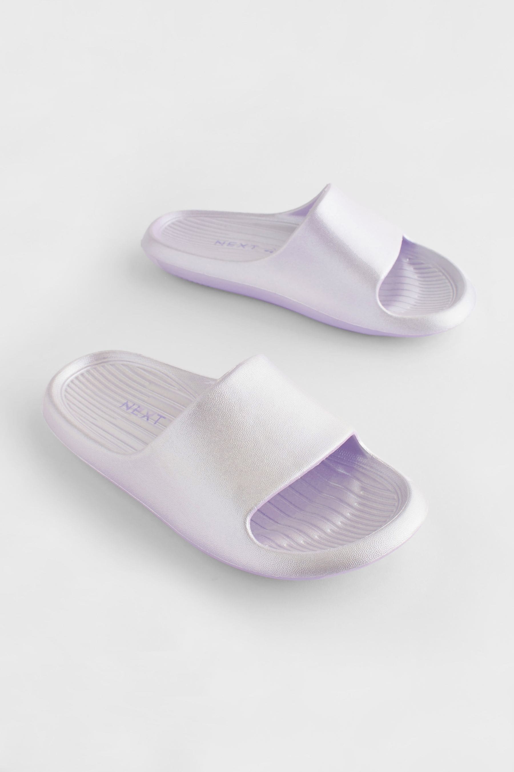 Lilac Purple Metallic Lightweight Sliders