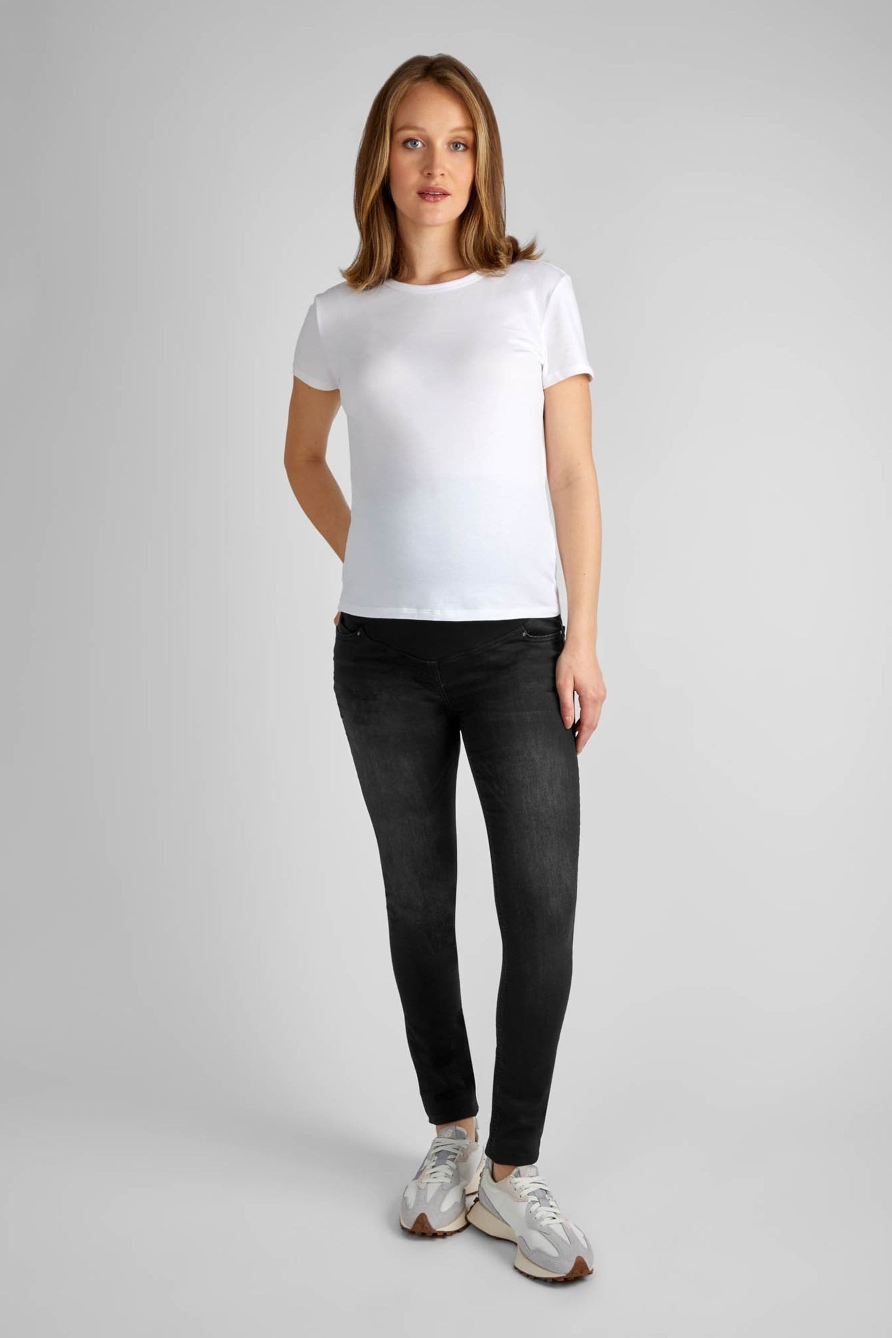 JoJo Maman Bébé Black Super Skinny Maternity Jeans