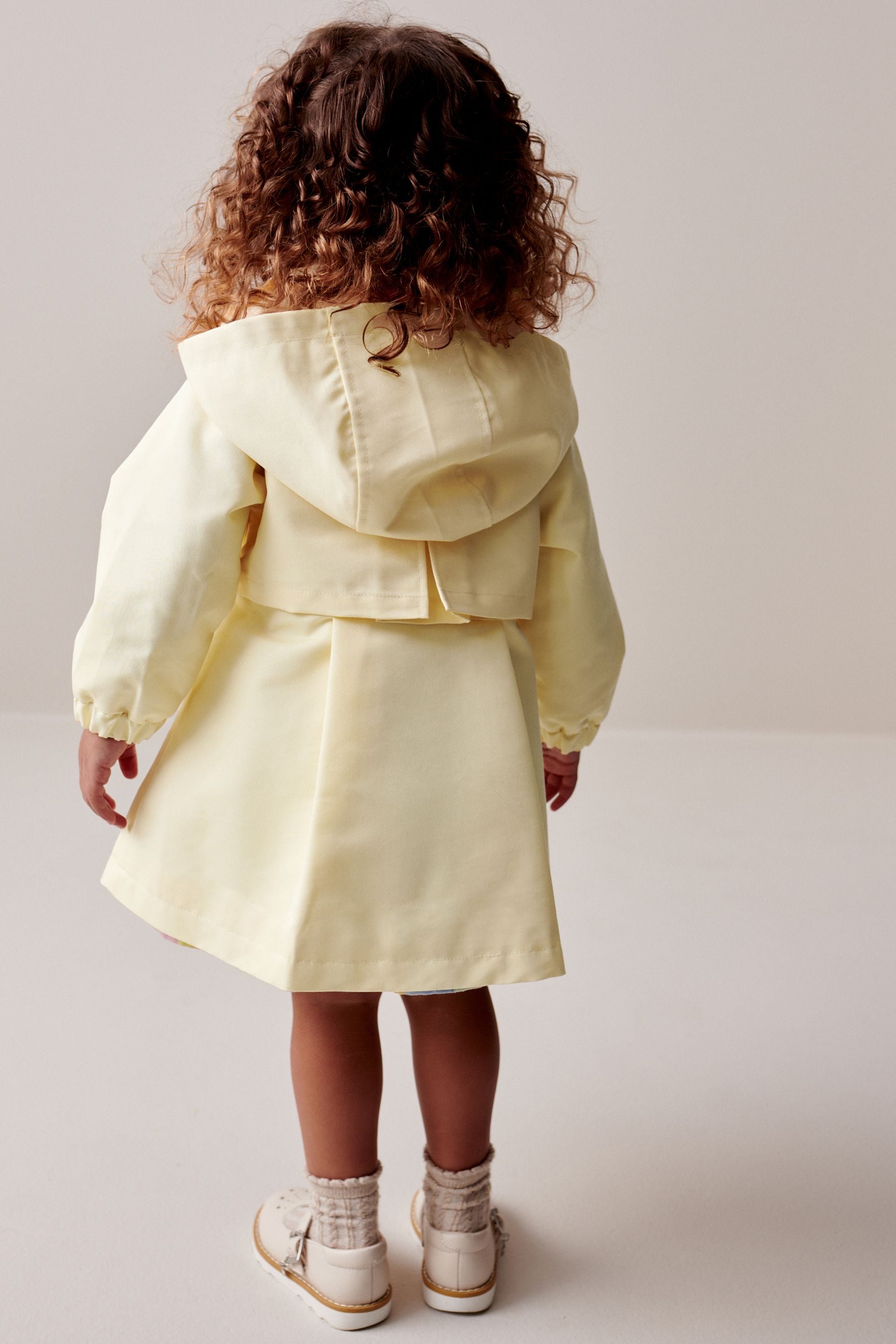 Yellow Shower Resitant Frill Collar Smart Cotton Jacket (3mths-7yrs)