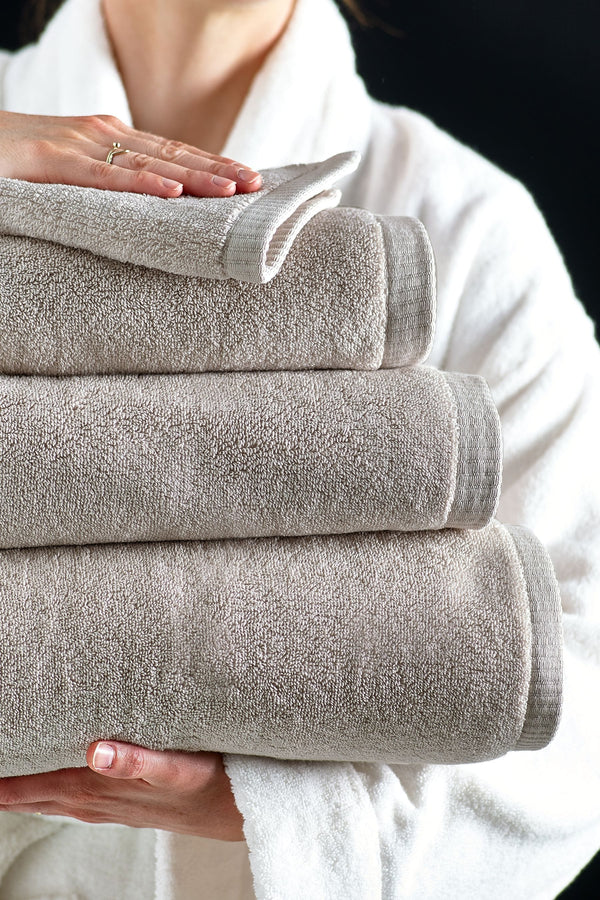 Silver Luxury 100% Cotton Towel