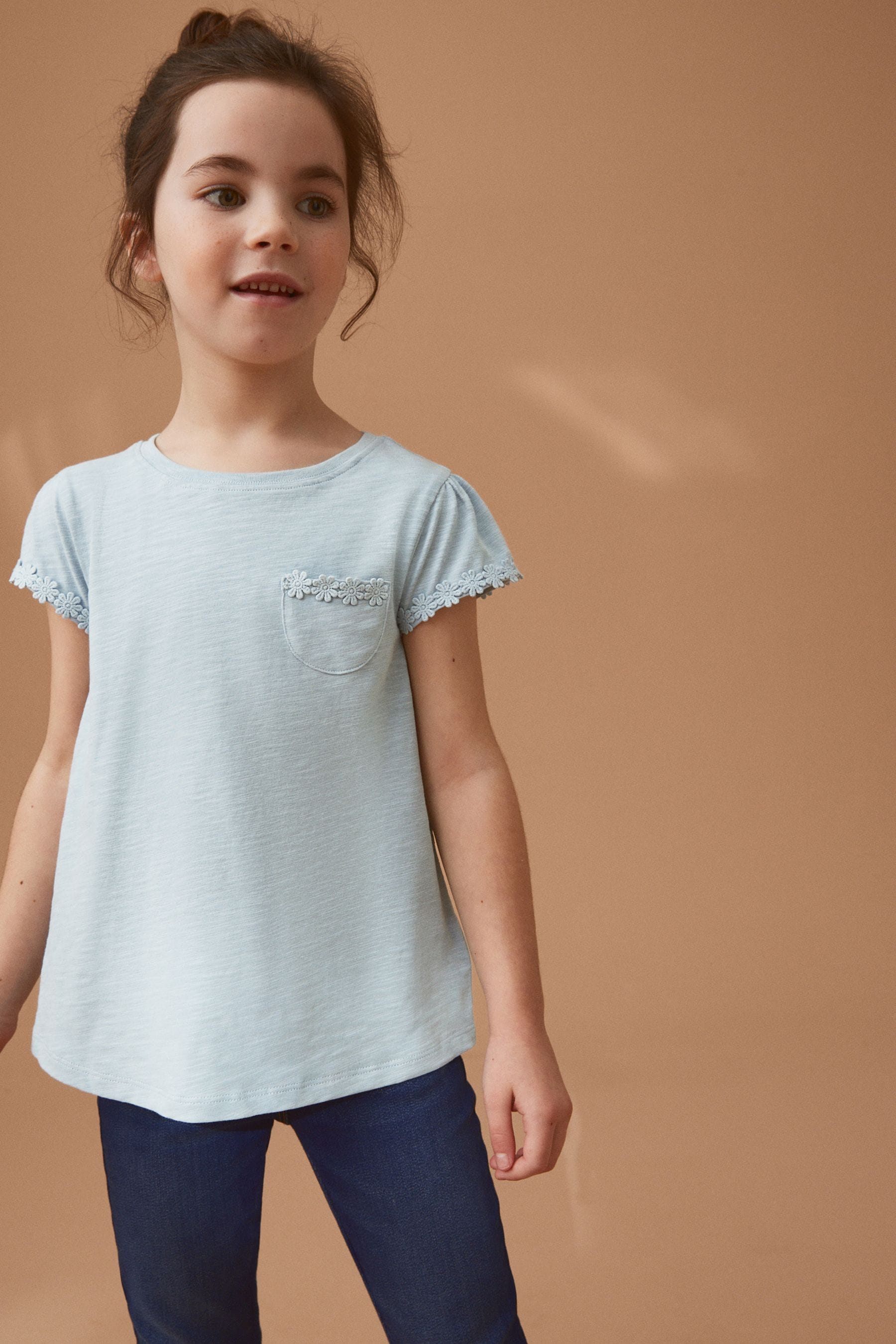 Blue Daisy Pocket T-Shirt (1.5-16yrs)