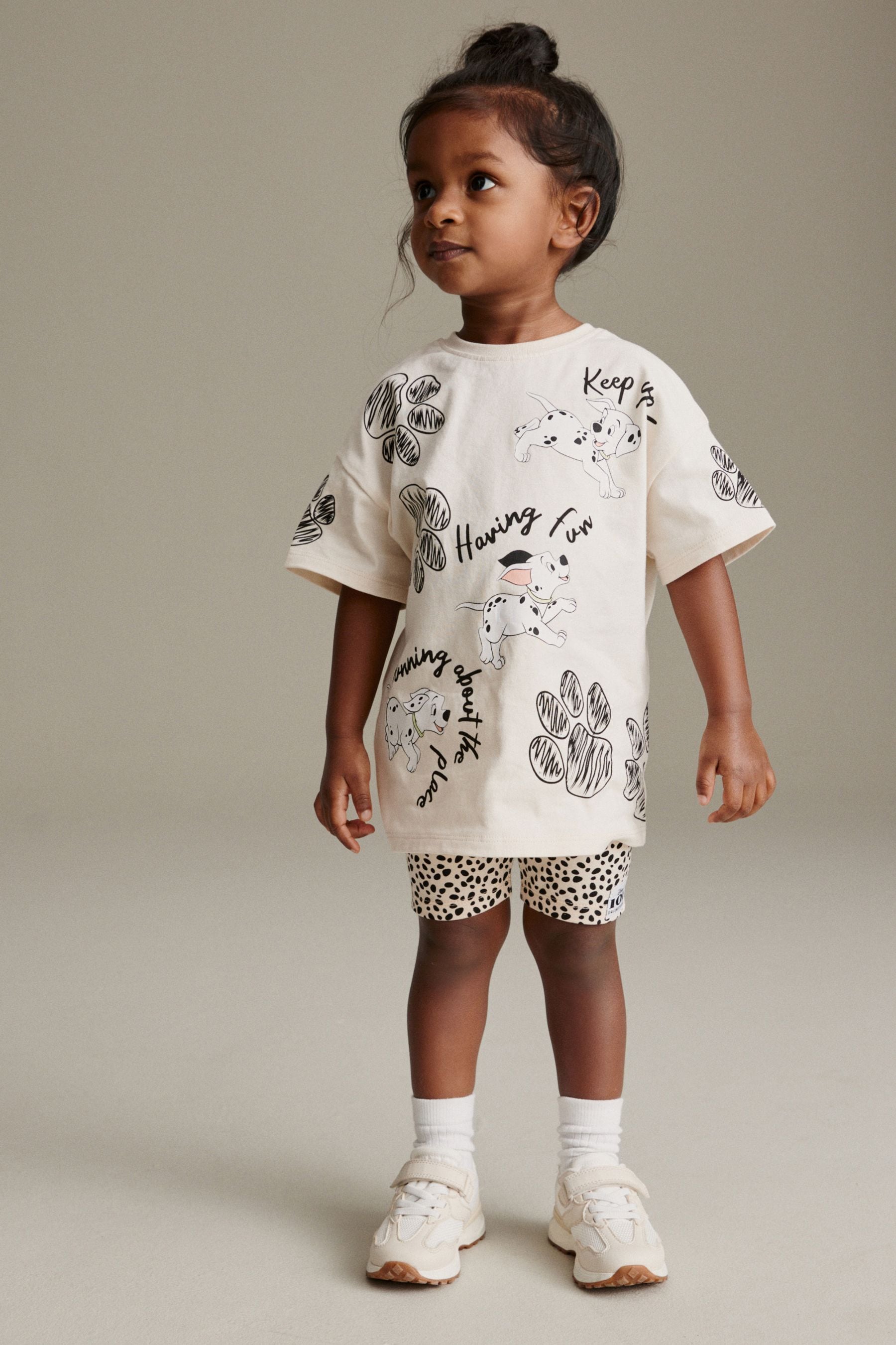 Black & White Disney 101 Dalmations Short Sleeve T-Shirt and Cycle Shorts Set (3mths-7yrs)