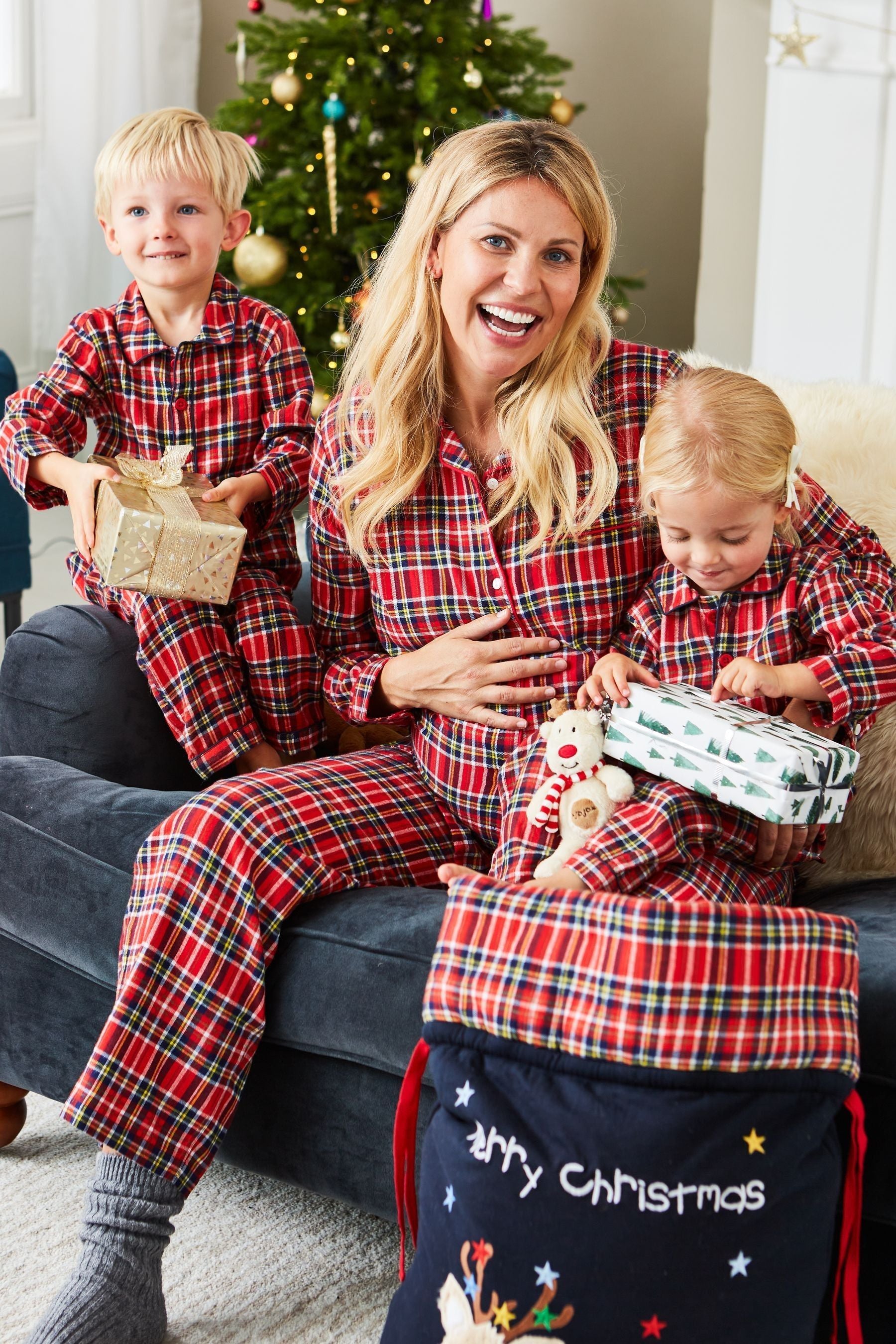 Red JoJo Maman Bébé Tartan Maternity & Nursing Pyjama Set