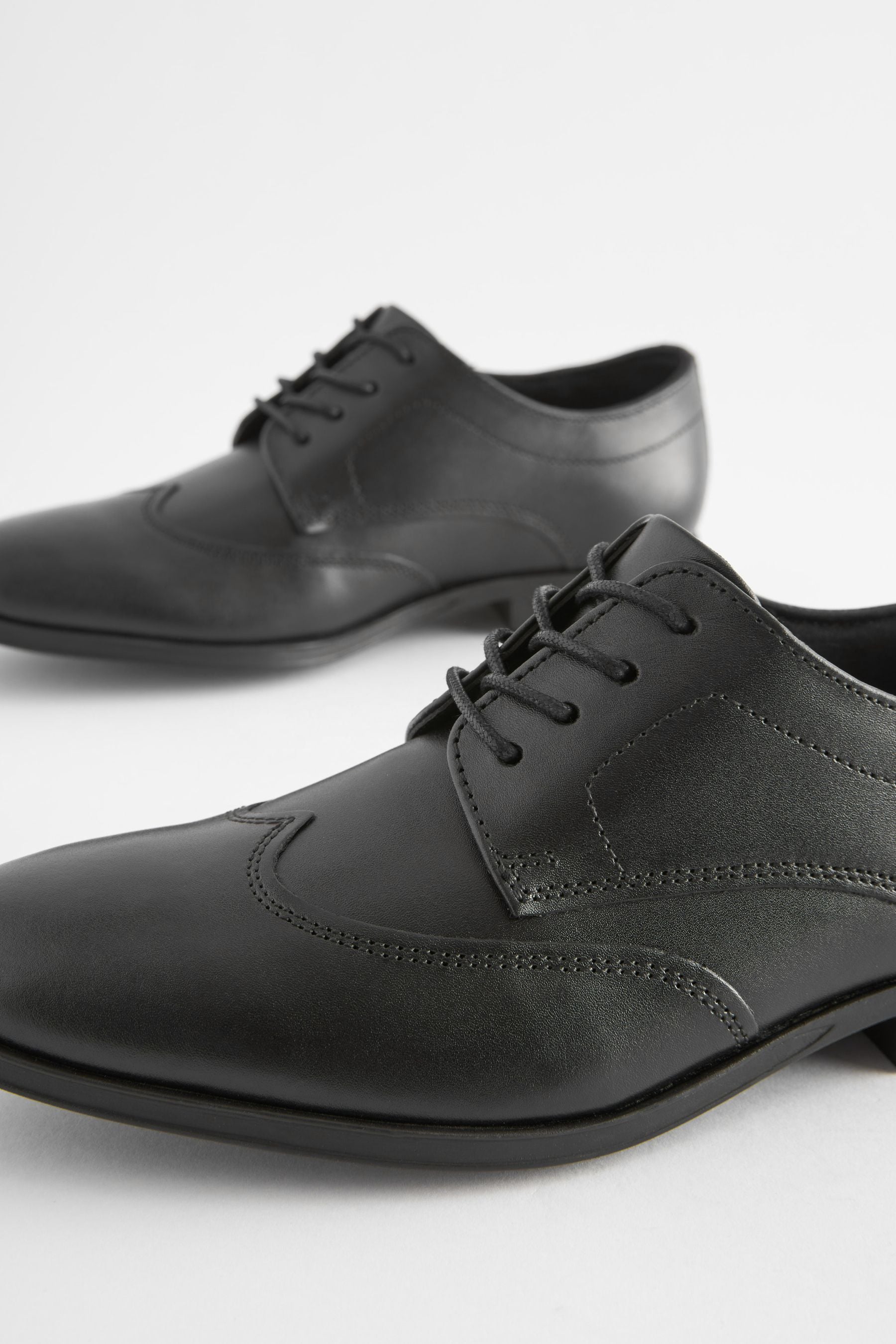 Black School Leather Wing Cap Shoes