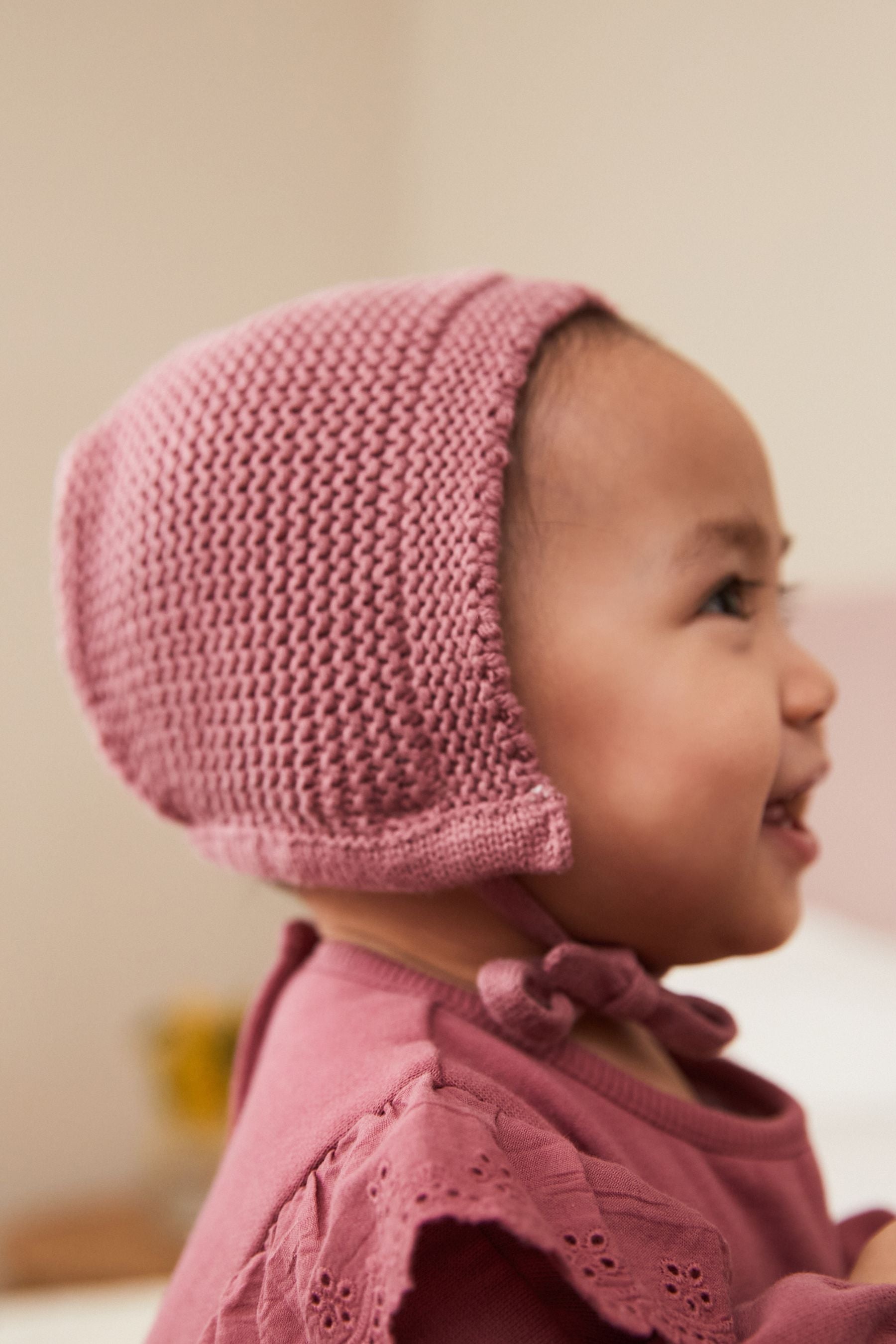 Pink Knitted Bonnet Baby Hat (0mths-2yrs)