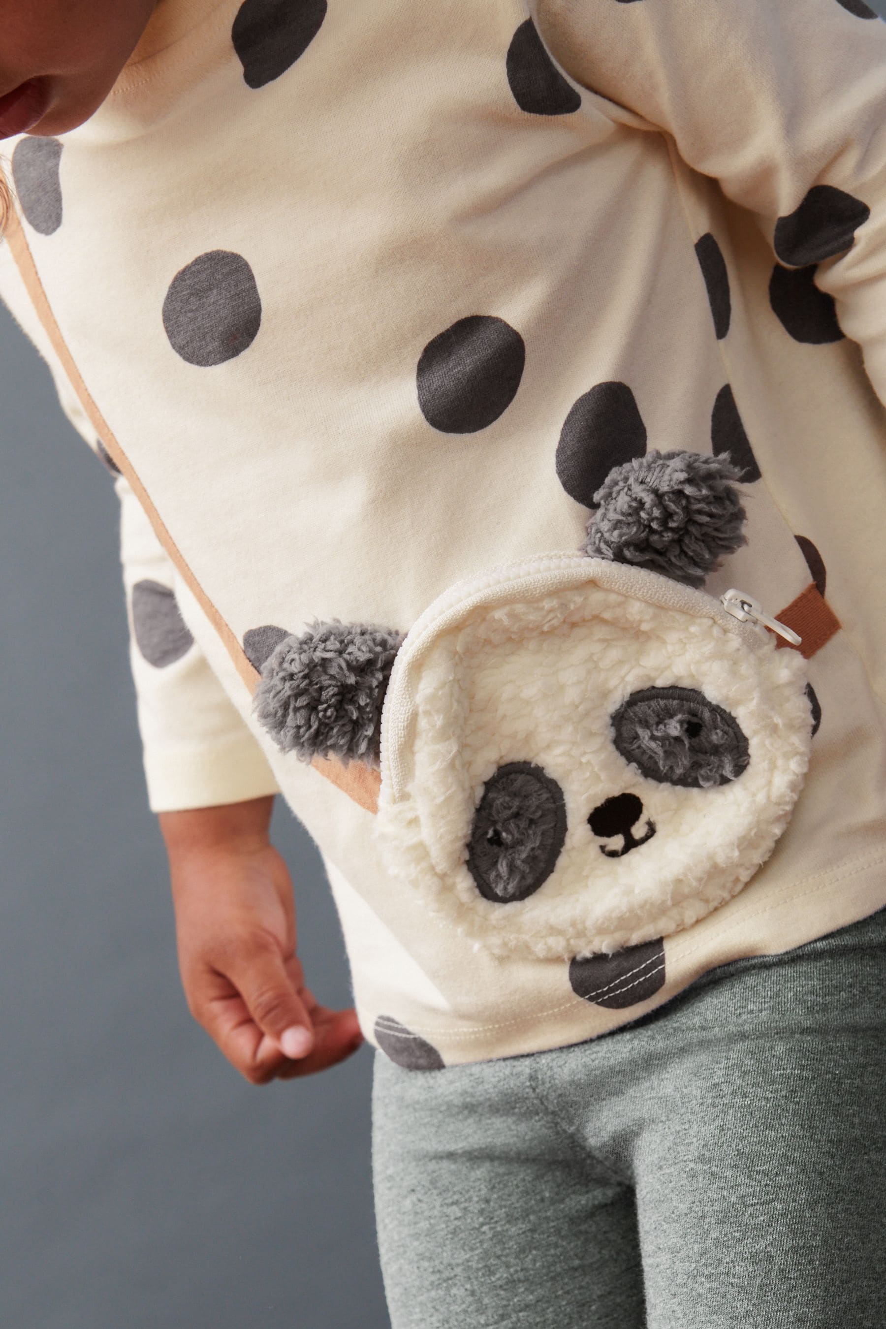 Black/White Panda Long Sleeve Bag T-Shirt (3mths-7yrs)