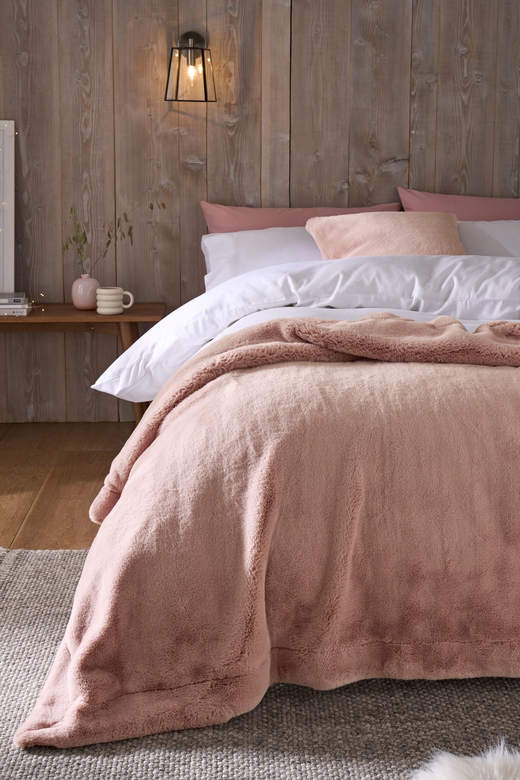 Pink Soft To Touch Plush Faux Fur Throw